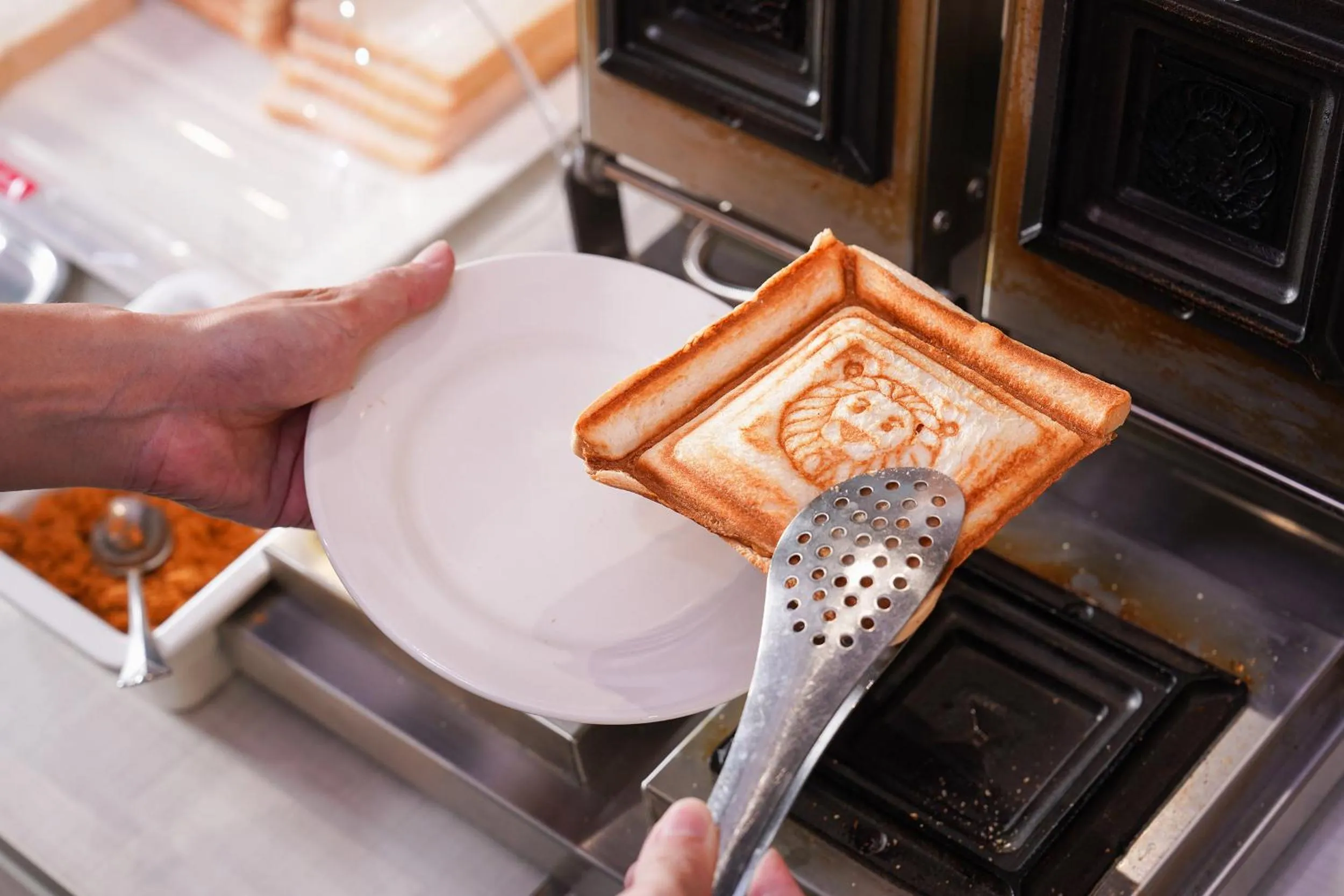 Breakfast in Holiday Garden Hotel SKM Park