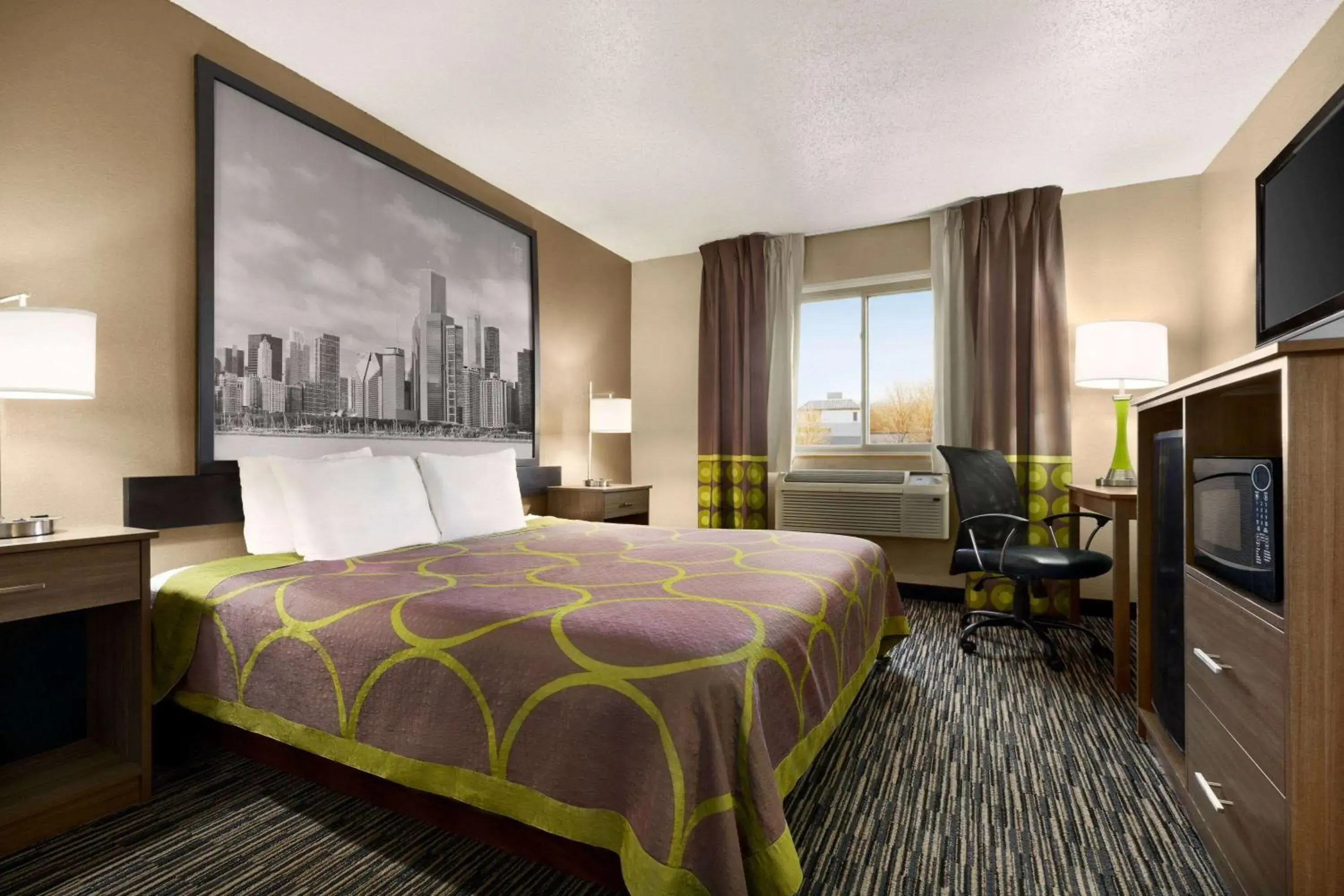 King Room - Disability Access/Non-Smoking in Super 8 by Wyndham Joliet I-55 N/Chicago King Room - Disability Access/Non-Smoking in Super 8 by Wyndham Joliet I-55 N/Chicago