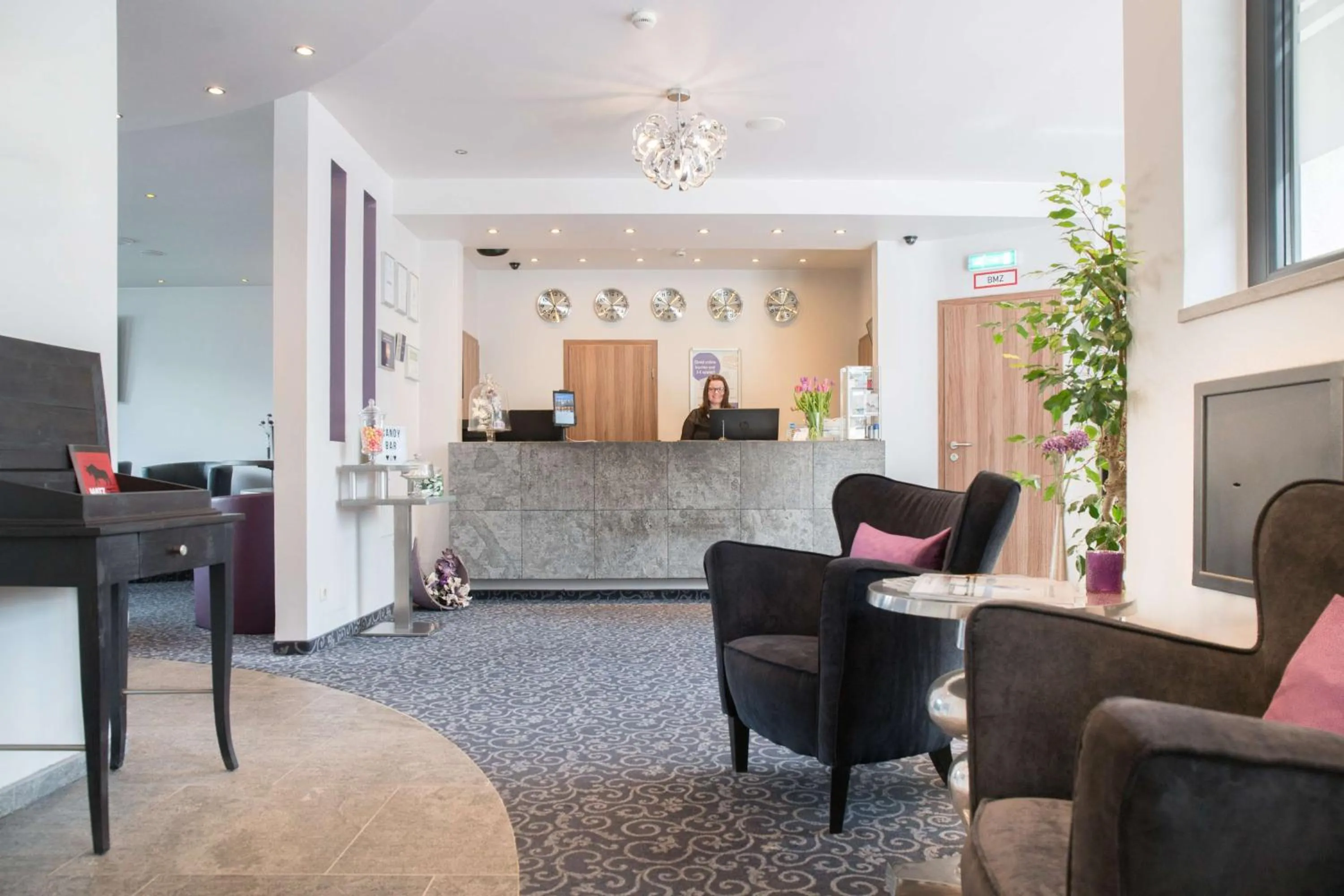 Lobby or reception in Best Western City Hotel Pirmasens