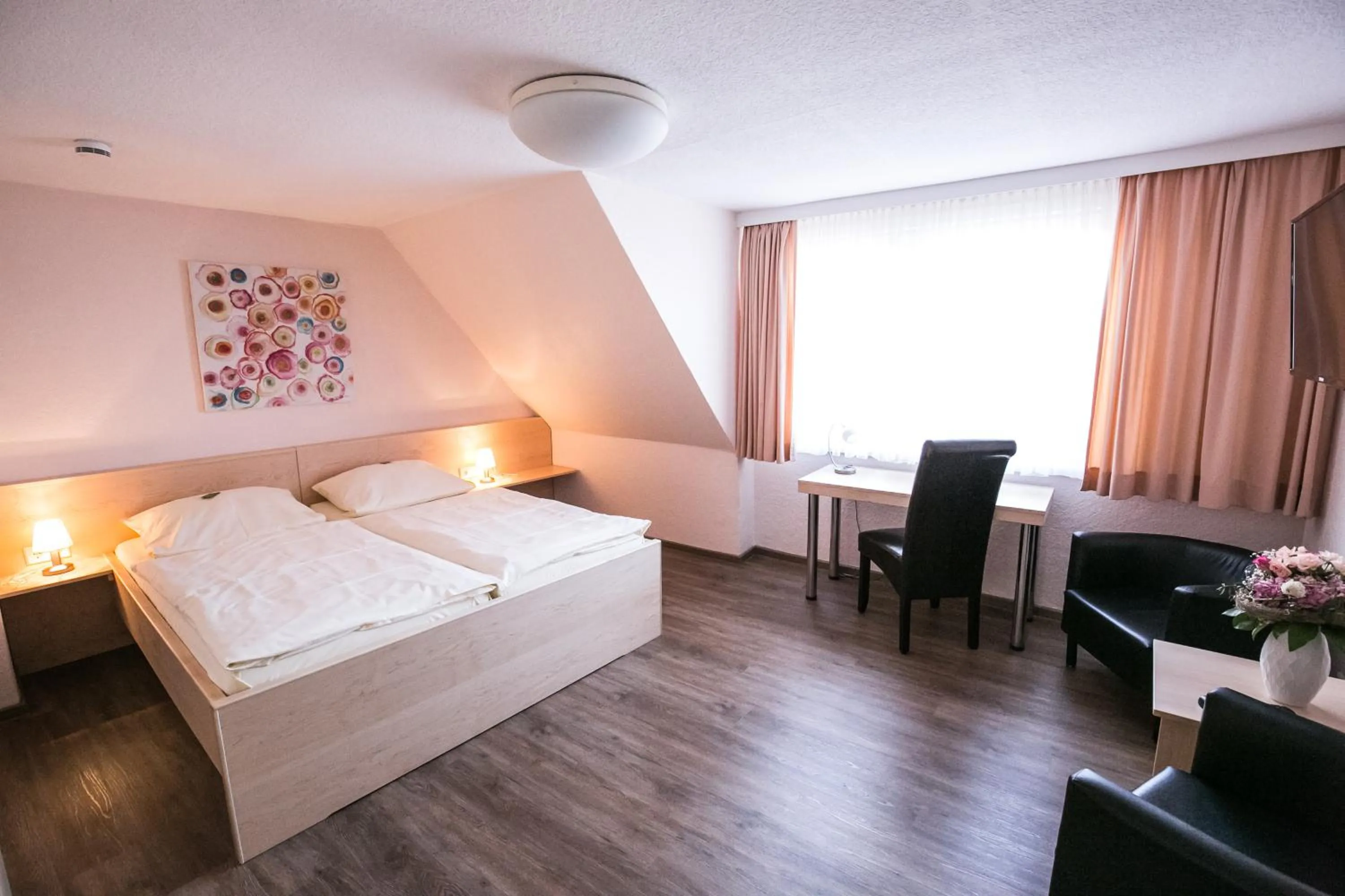 Photo of the whole room, Bed in Bürgermeisterkapelle