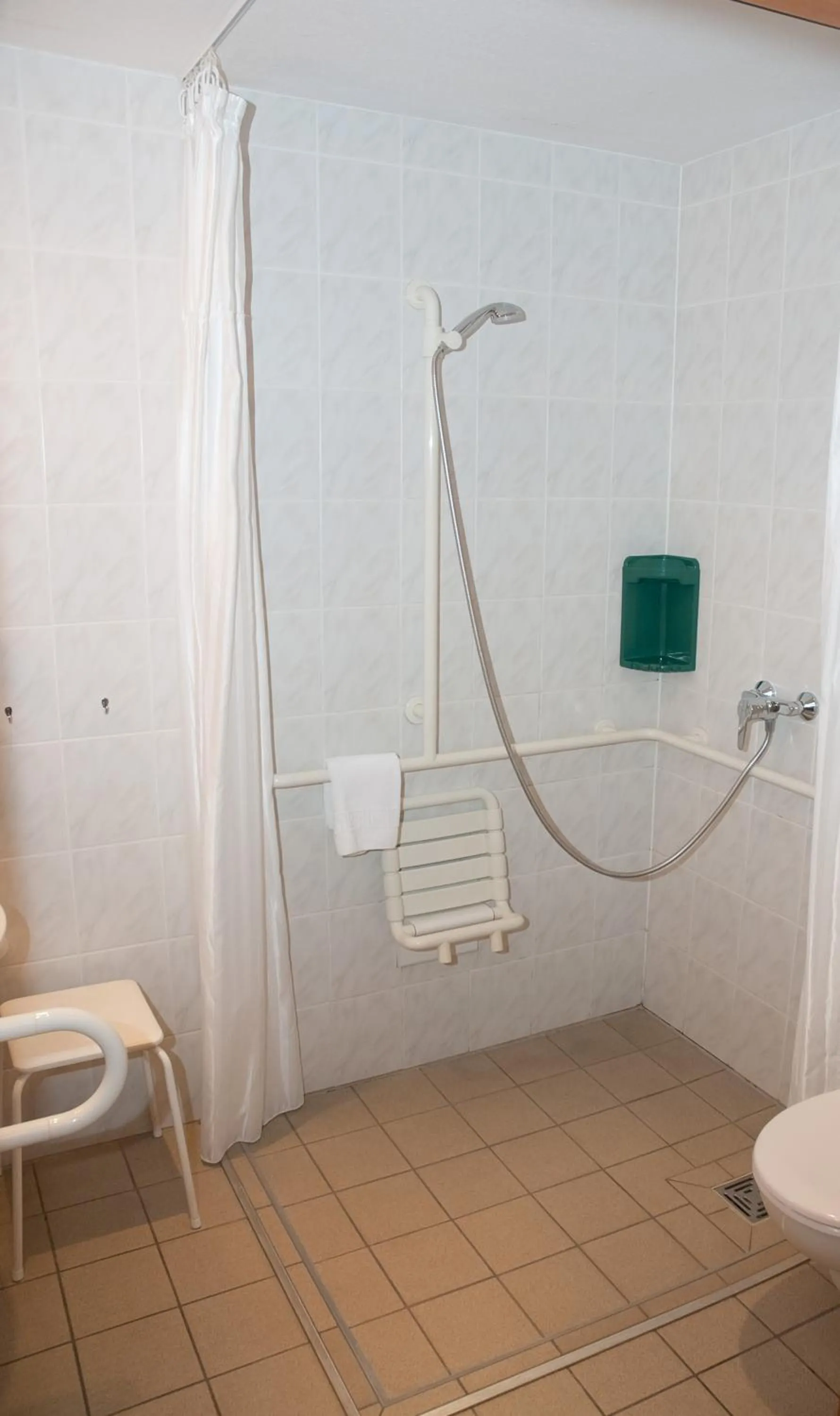 Shower in Hotel "Am Werl"