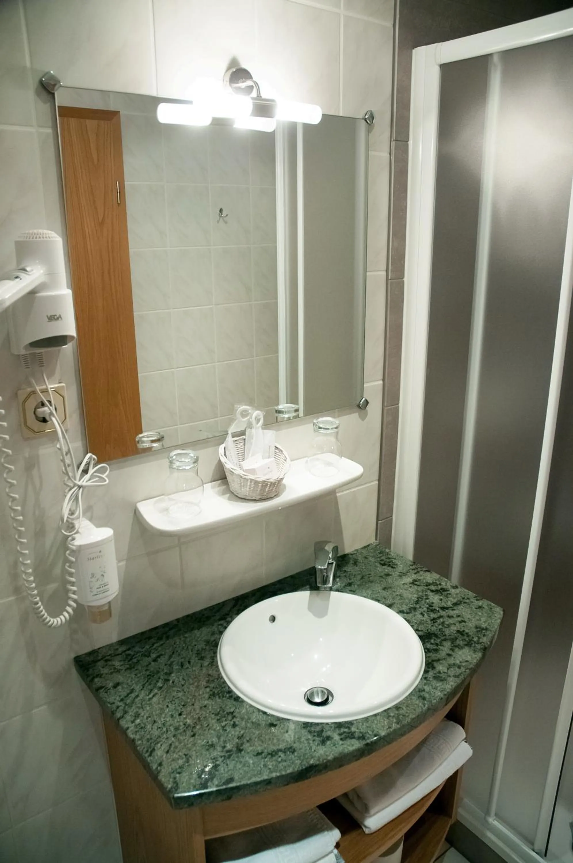 Bathroom in Hotel "Am Werl"