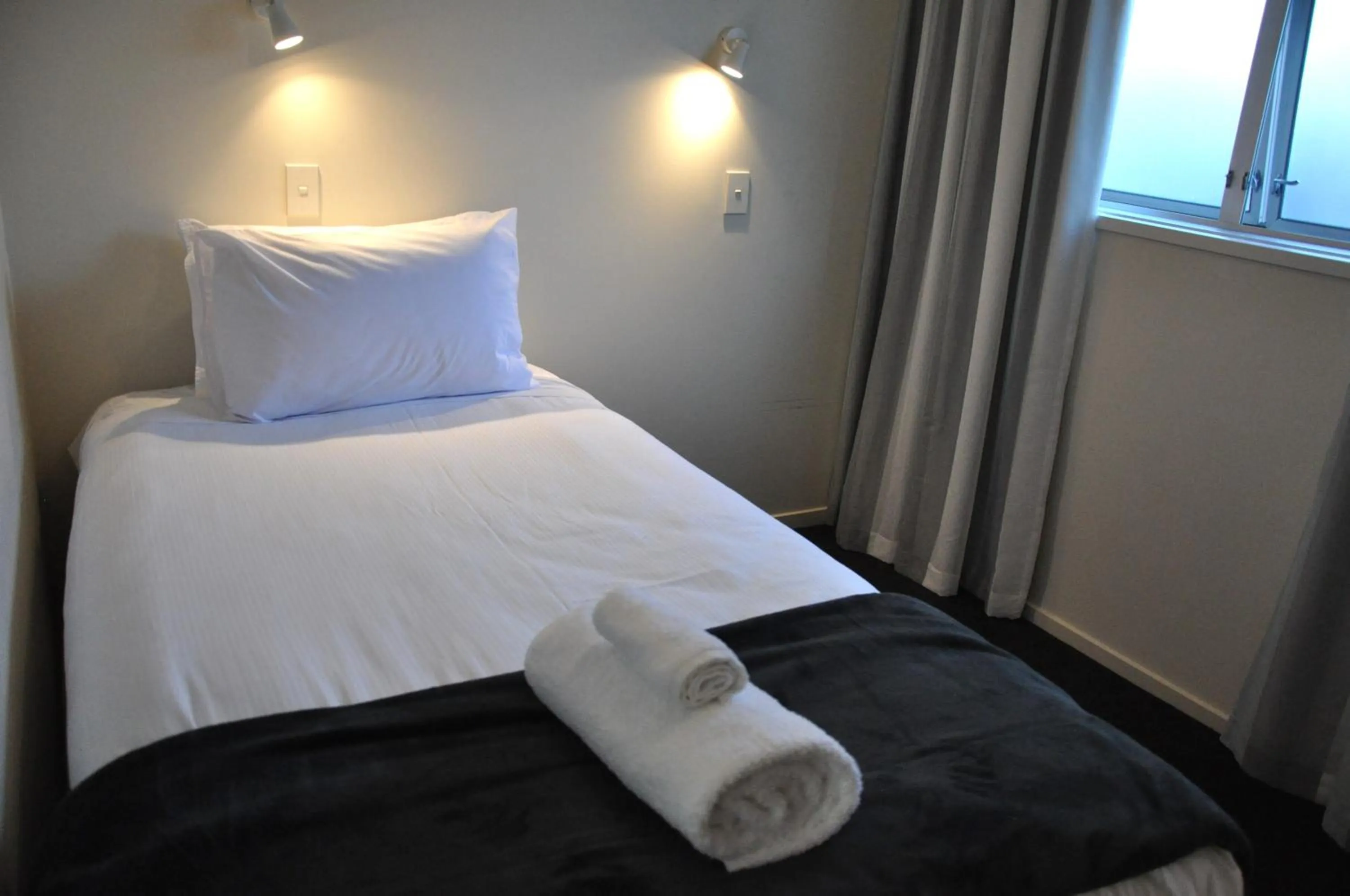 Two-Bedroom Apartment in Balmoral Motel