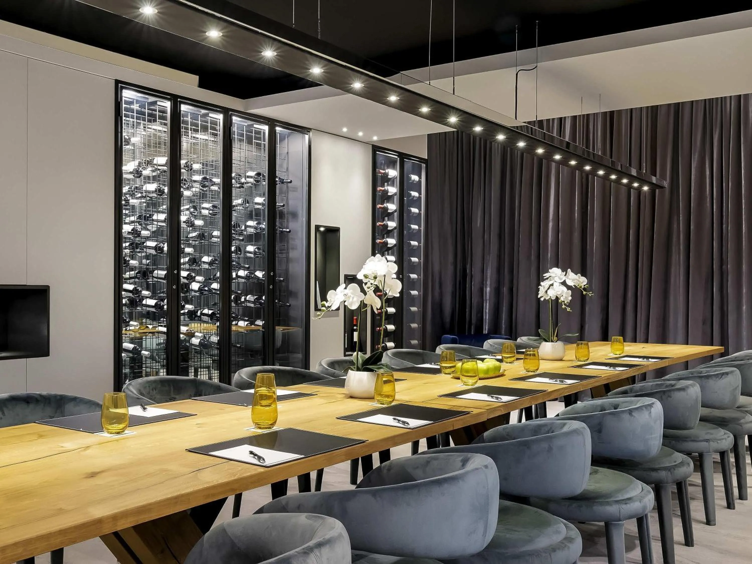 Meeting/conference room in Peppers Waymouth Hotel