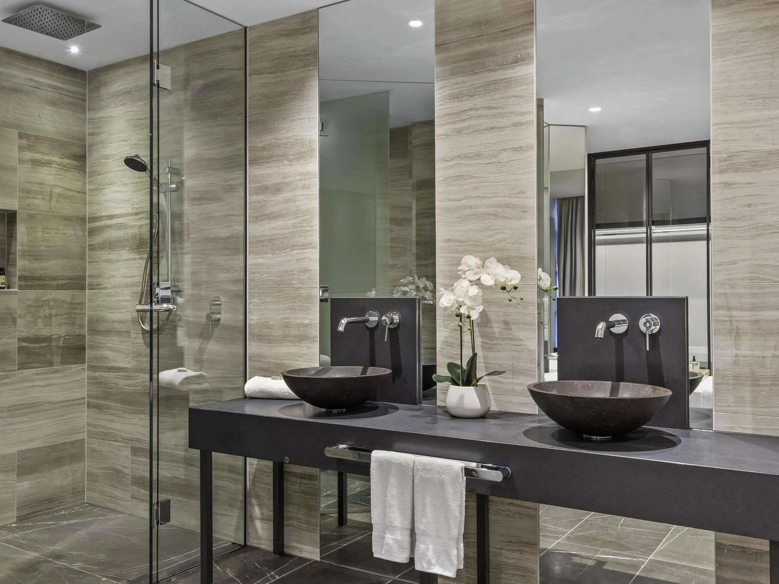 Bedroom in Peppers Waymouth Hotel