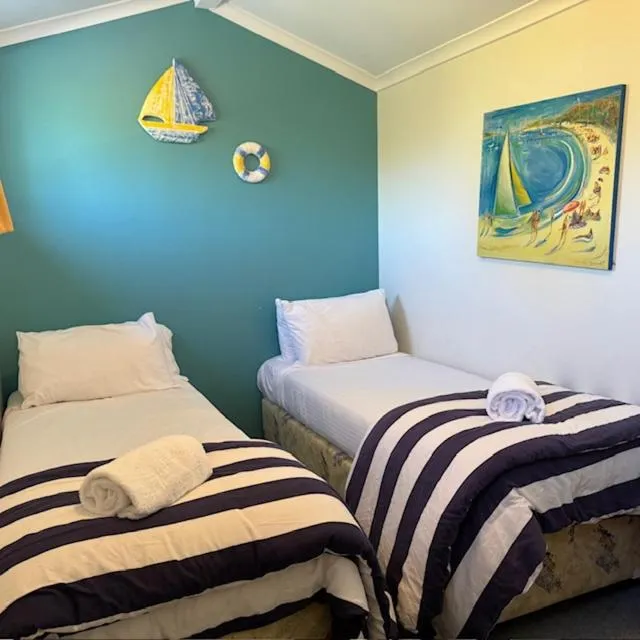 Bed in Noosa Keys Apartments