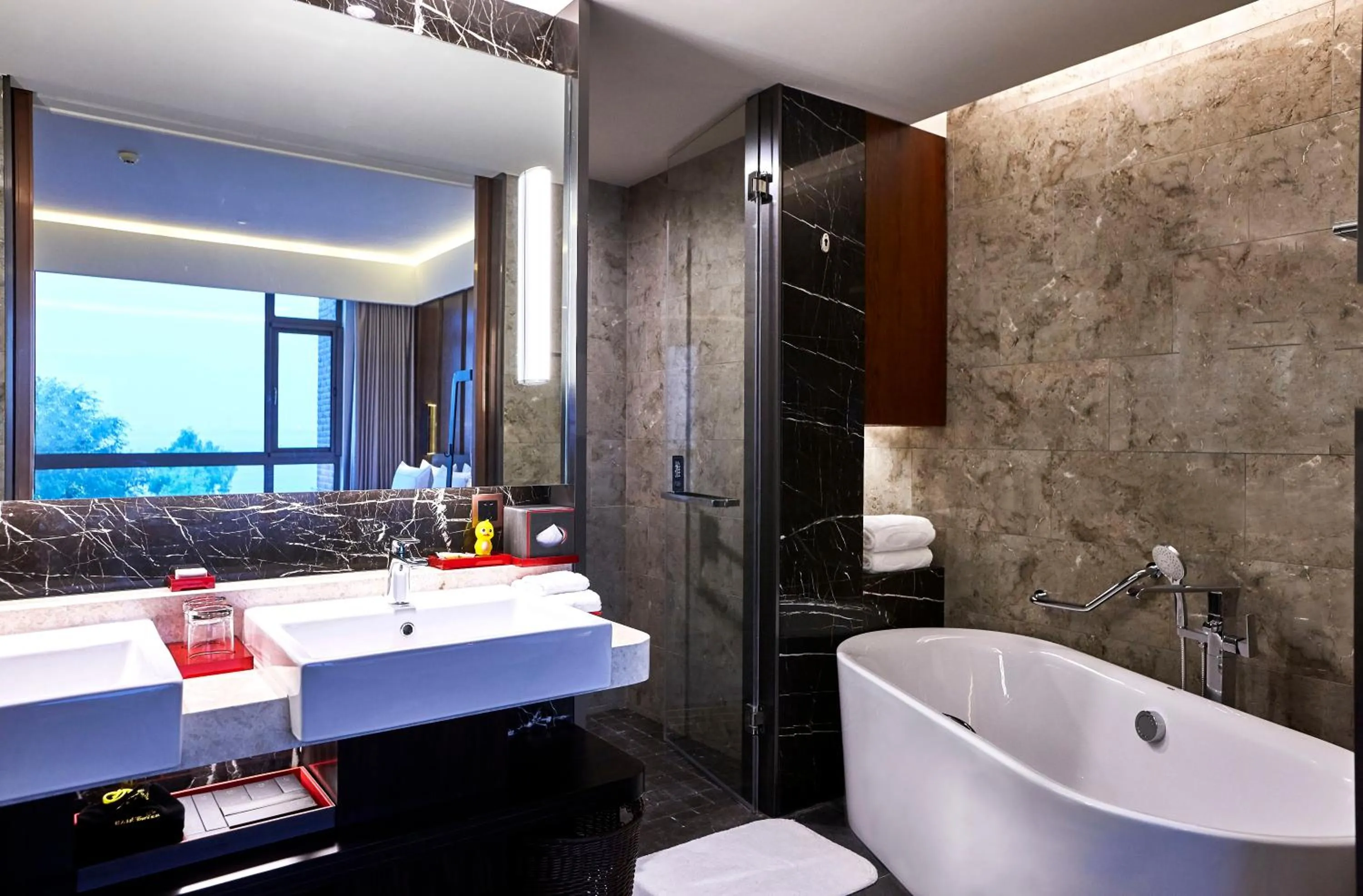 Toilet in Suzhou Tongli Lake View Hotel