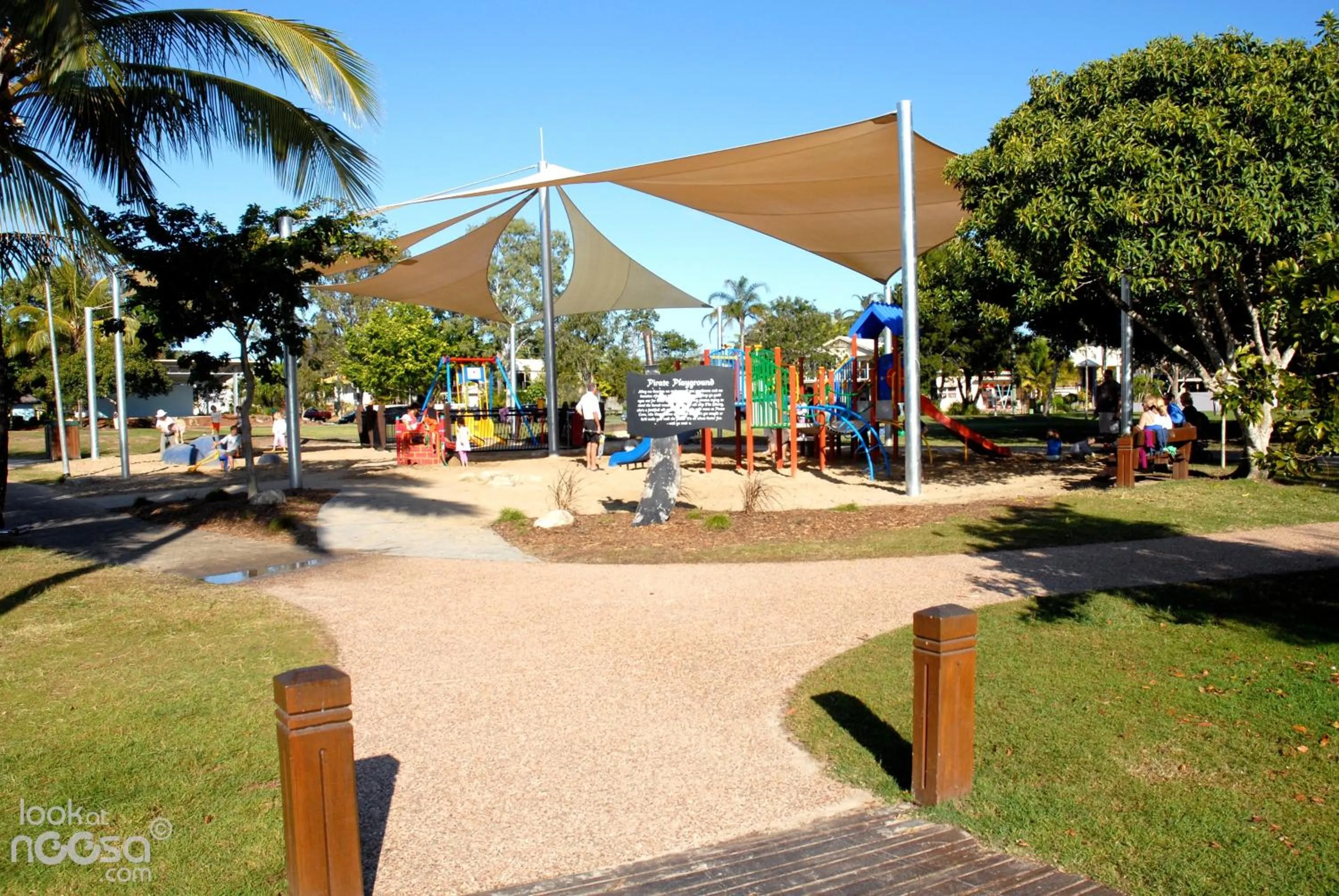 Day in Noosa Village River Resort