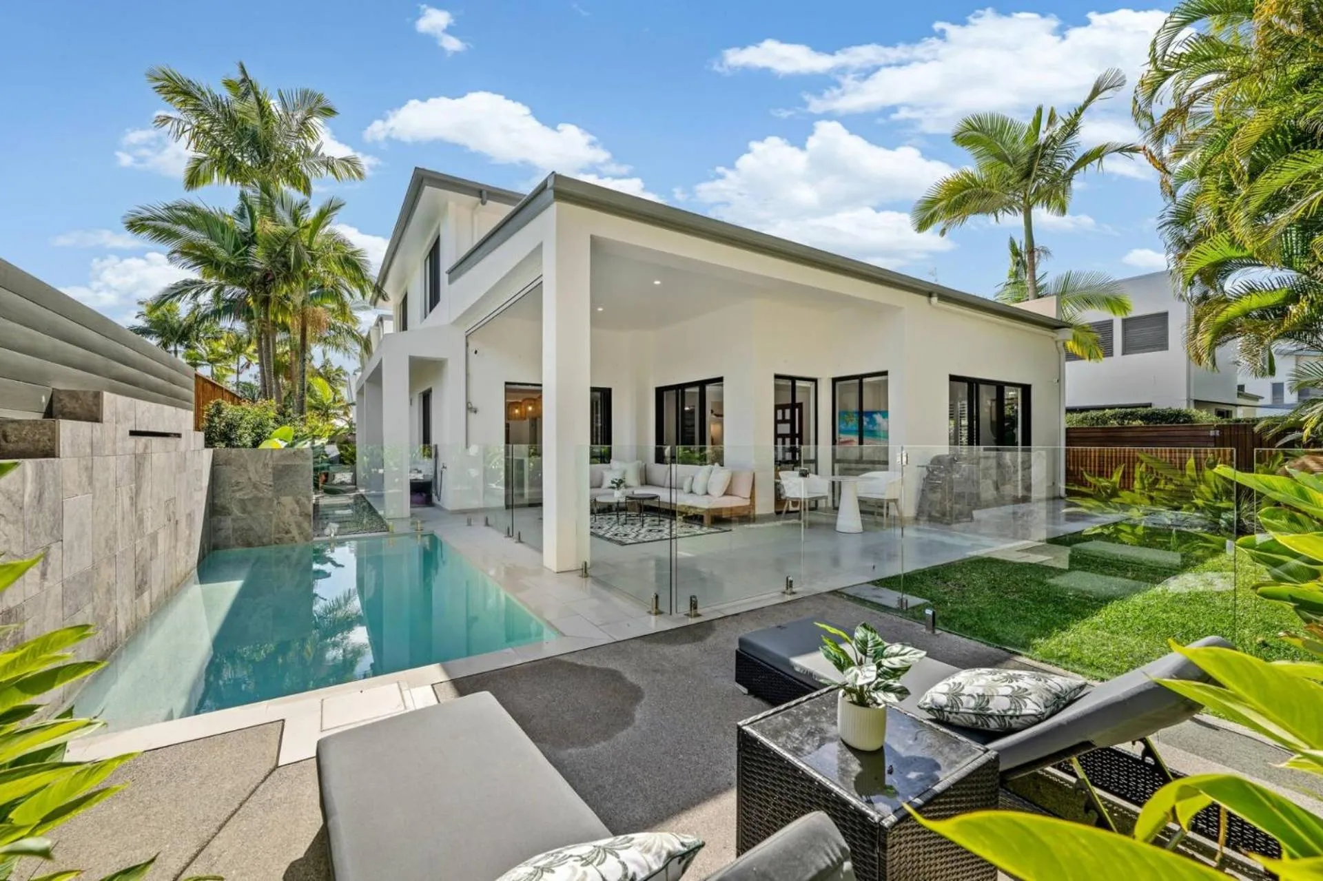 Property building in Noosa Village River Resort