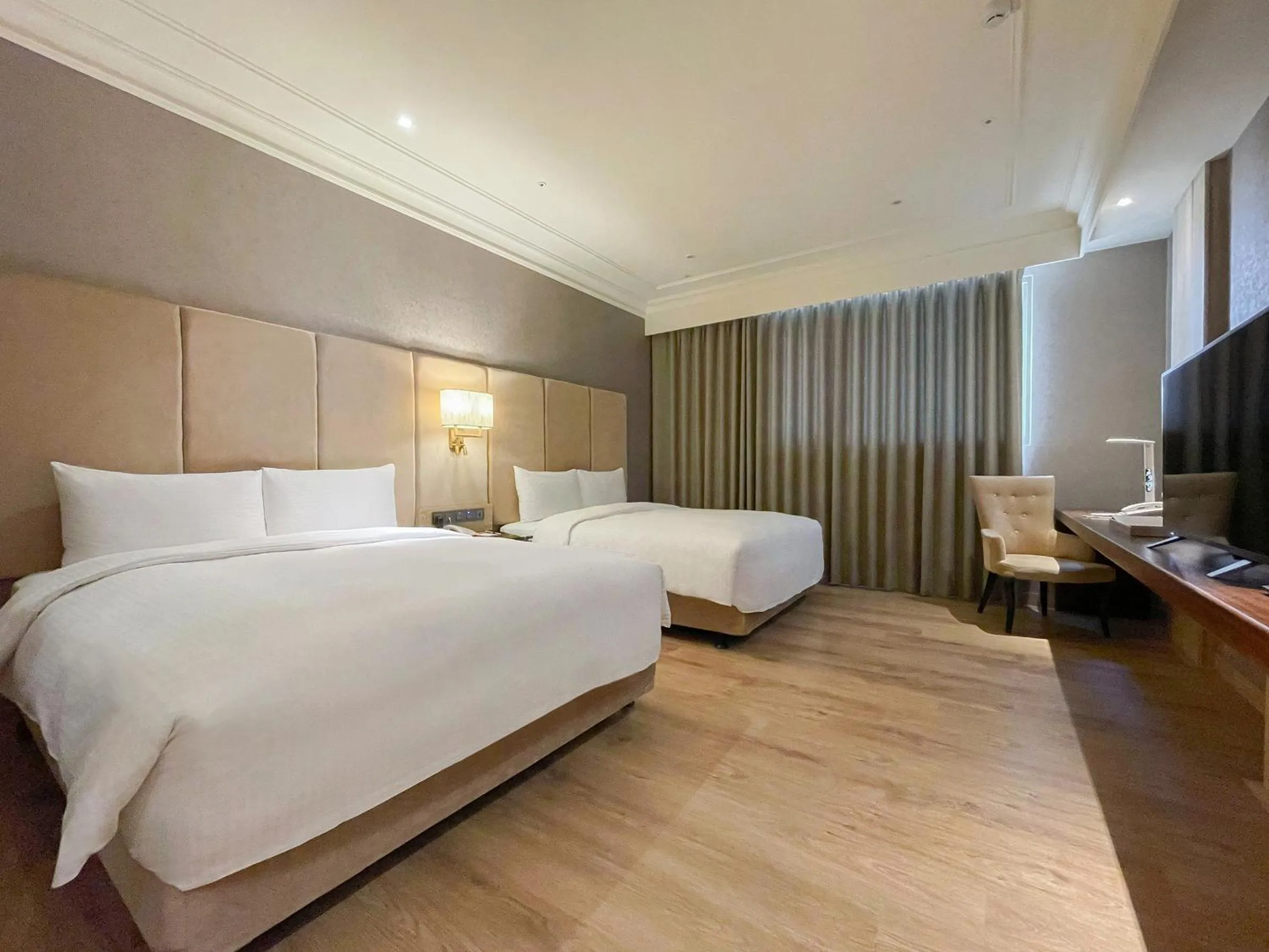 Photo of the whole room, Bed in CHECK inn Select Tainan Yongkang