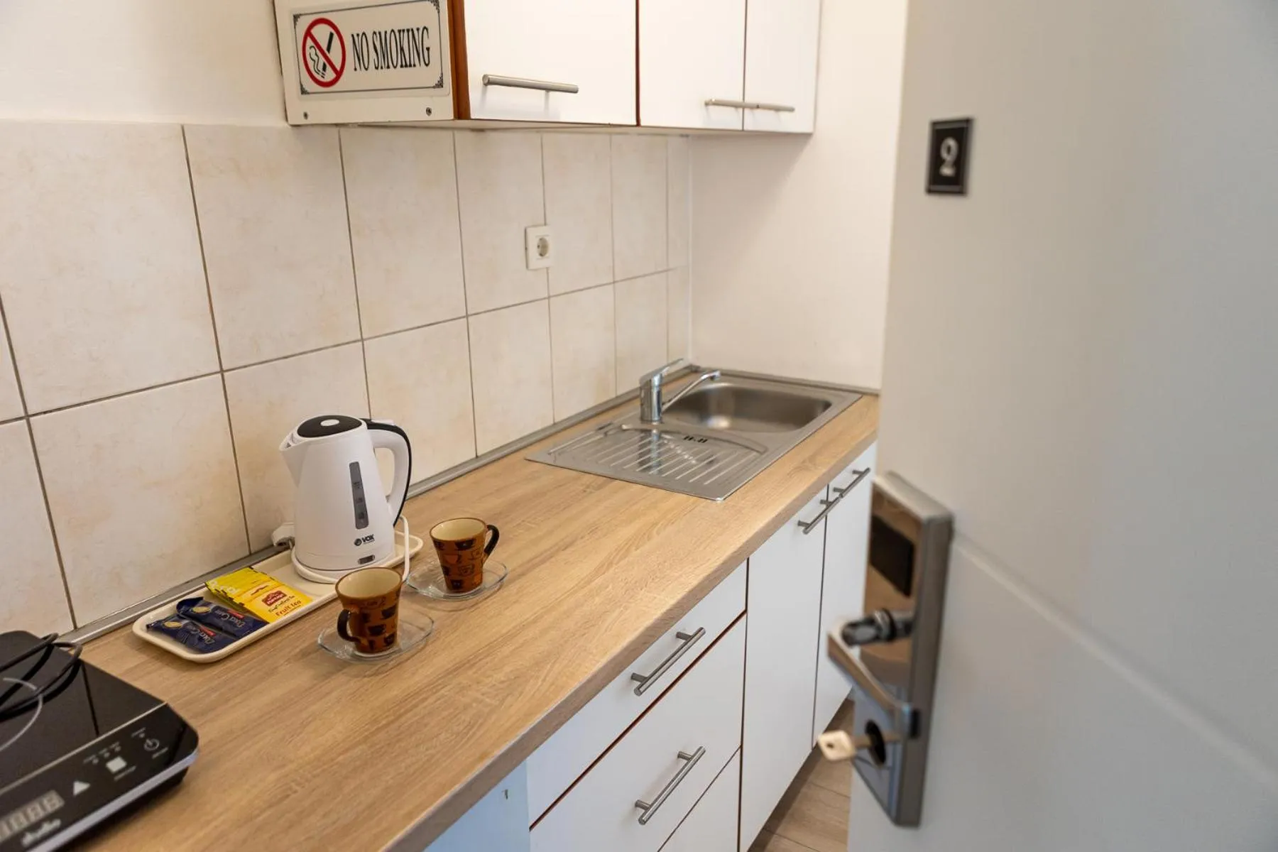 Coffee/tea facilities in Kaldrma Guesthouse