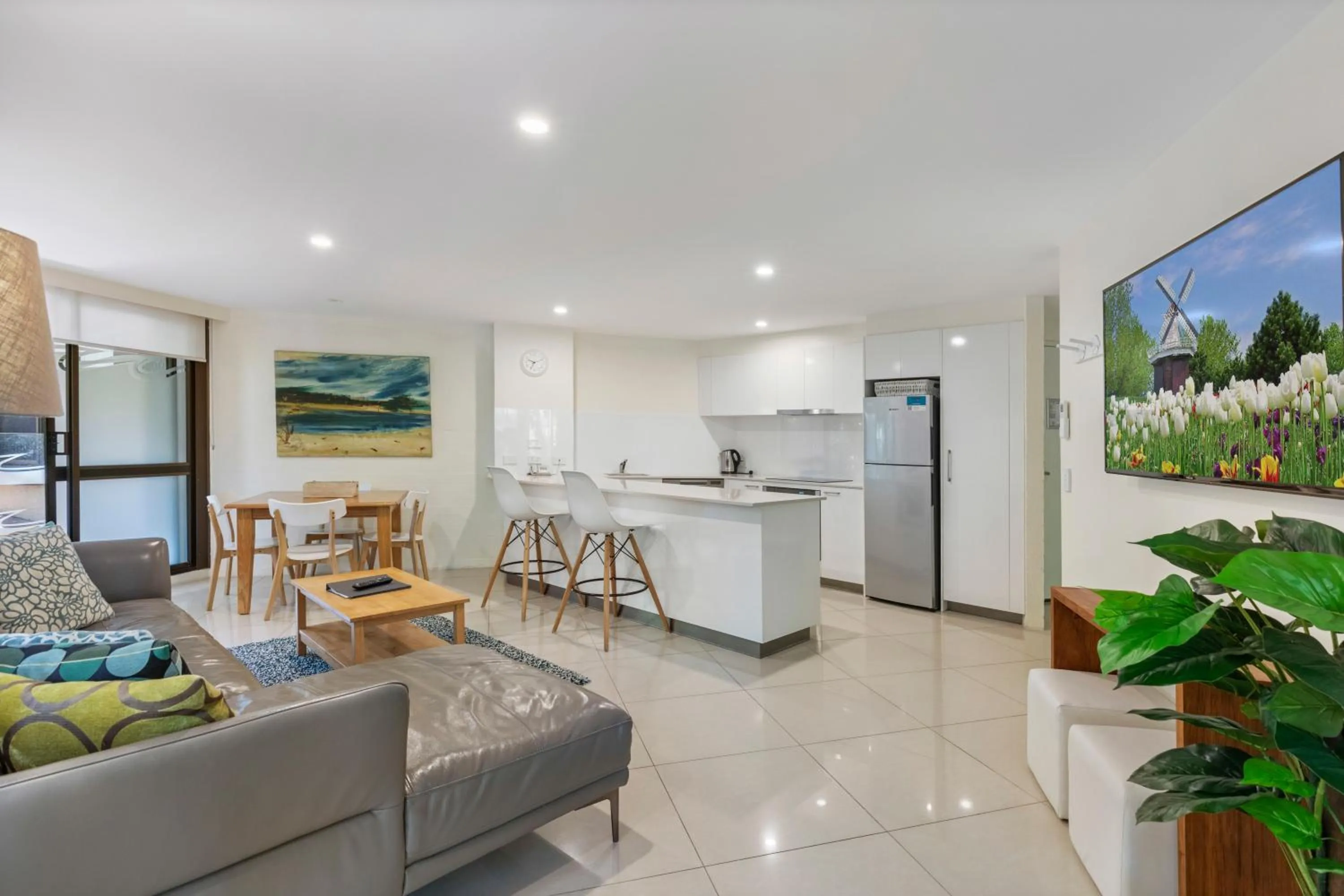 Seating area in Ocean Breeze Resort