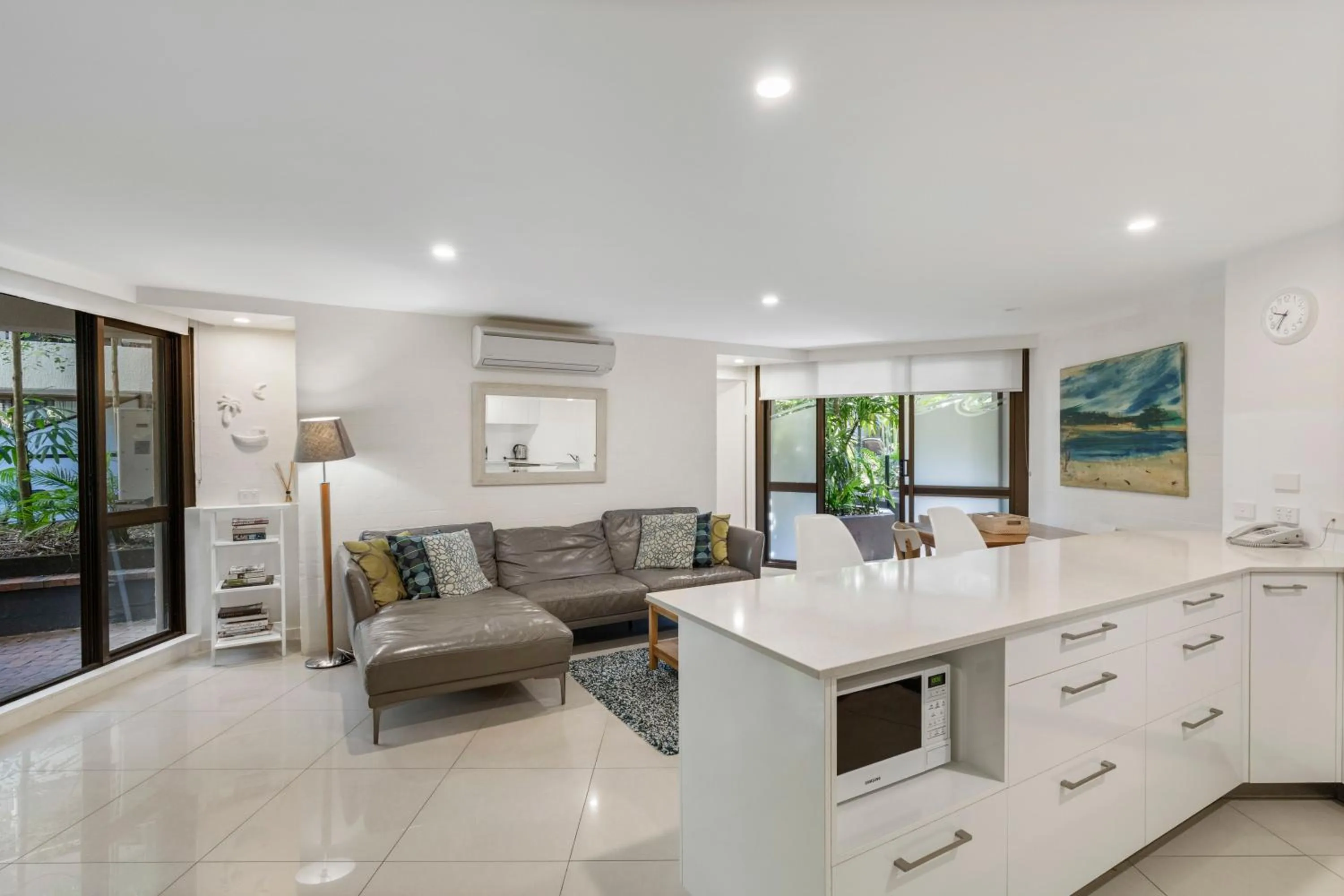 Seating area in Ocean Breeze Resort