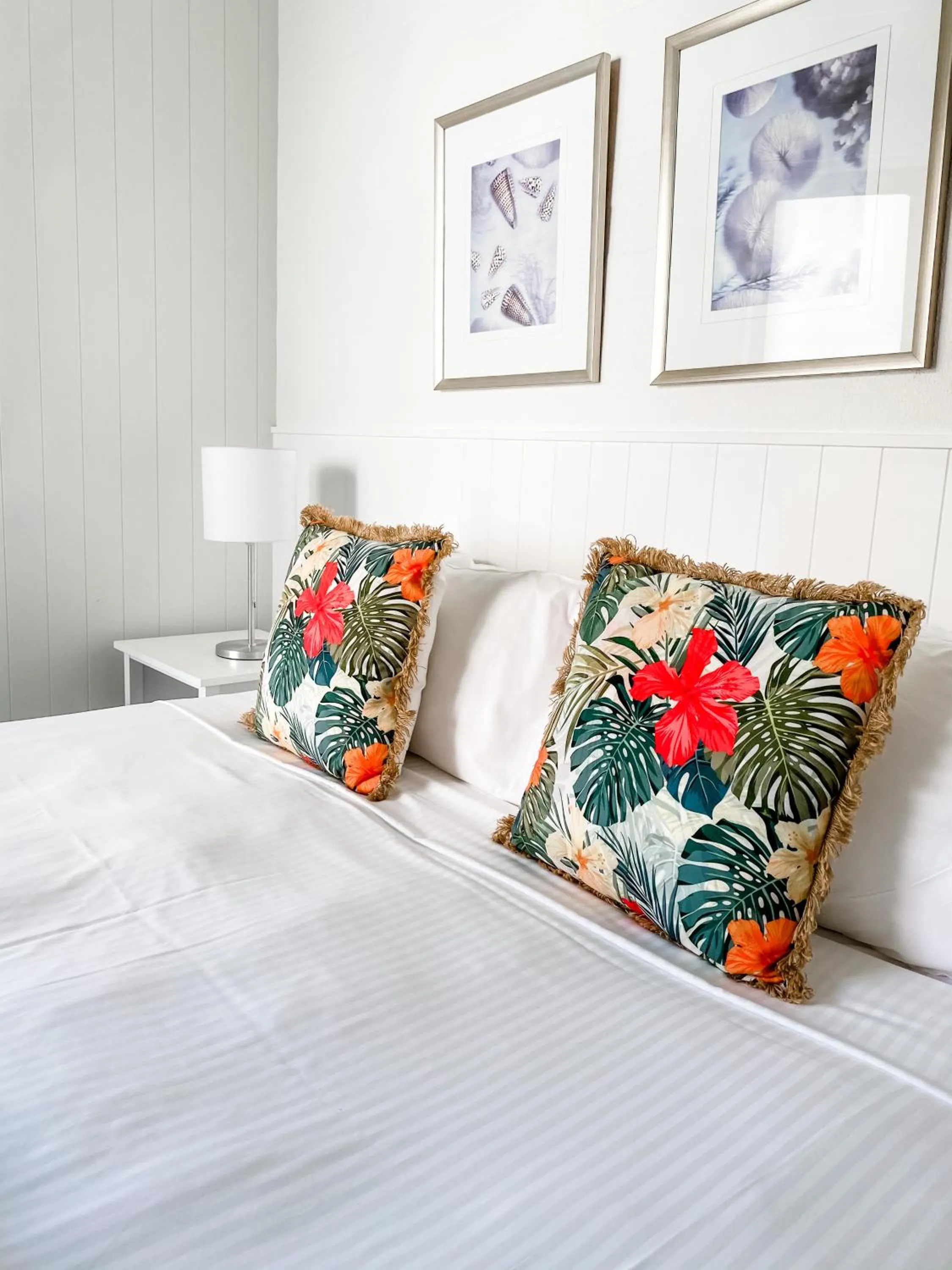 Bedroom, Bed in Ocean Breeze Resort