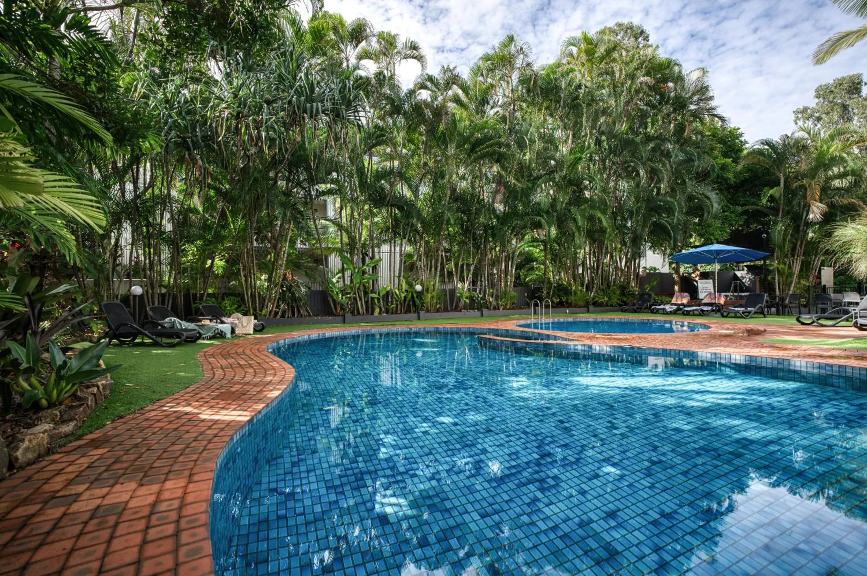 Swimming pool in Ocean Breeze Resort