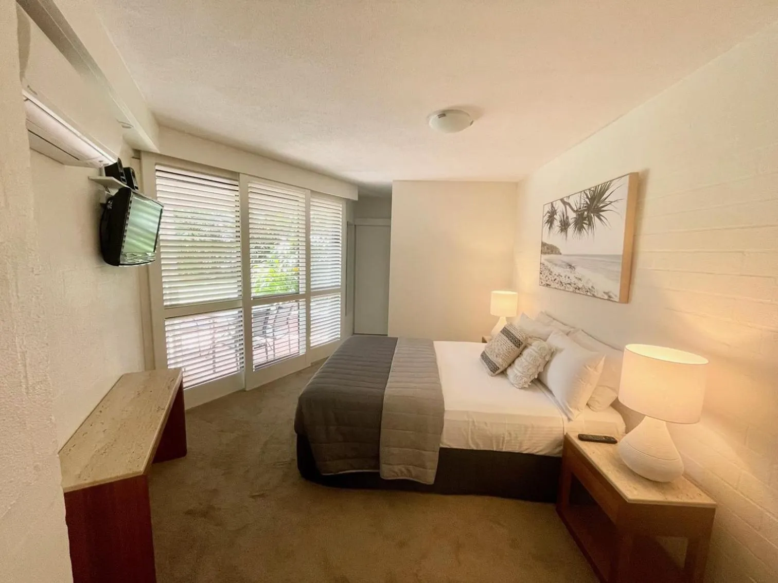 Bed in Ocean Breeze Resort