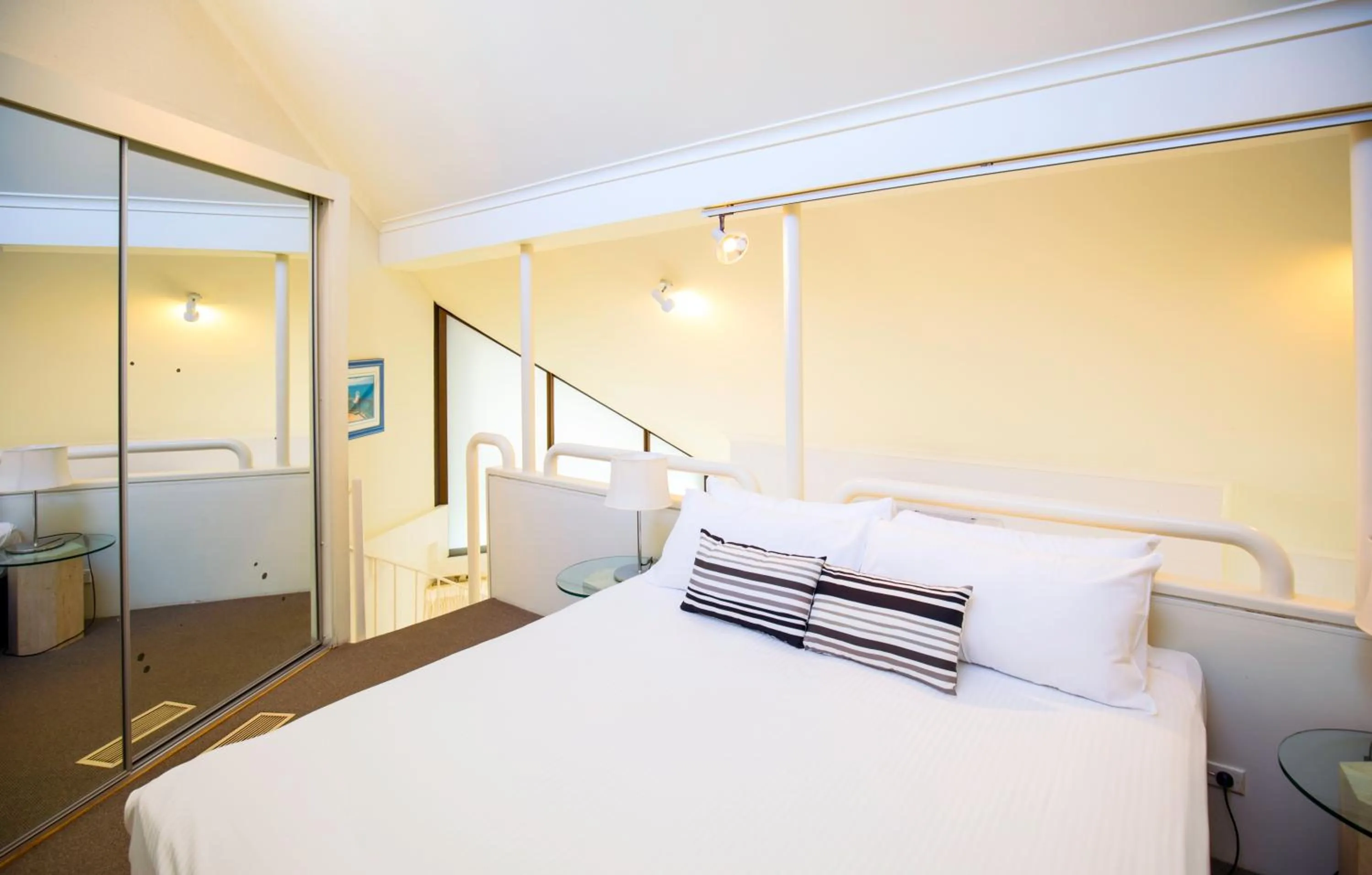 Bedroom, Bed in Ocean Breeze Resort