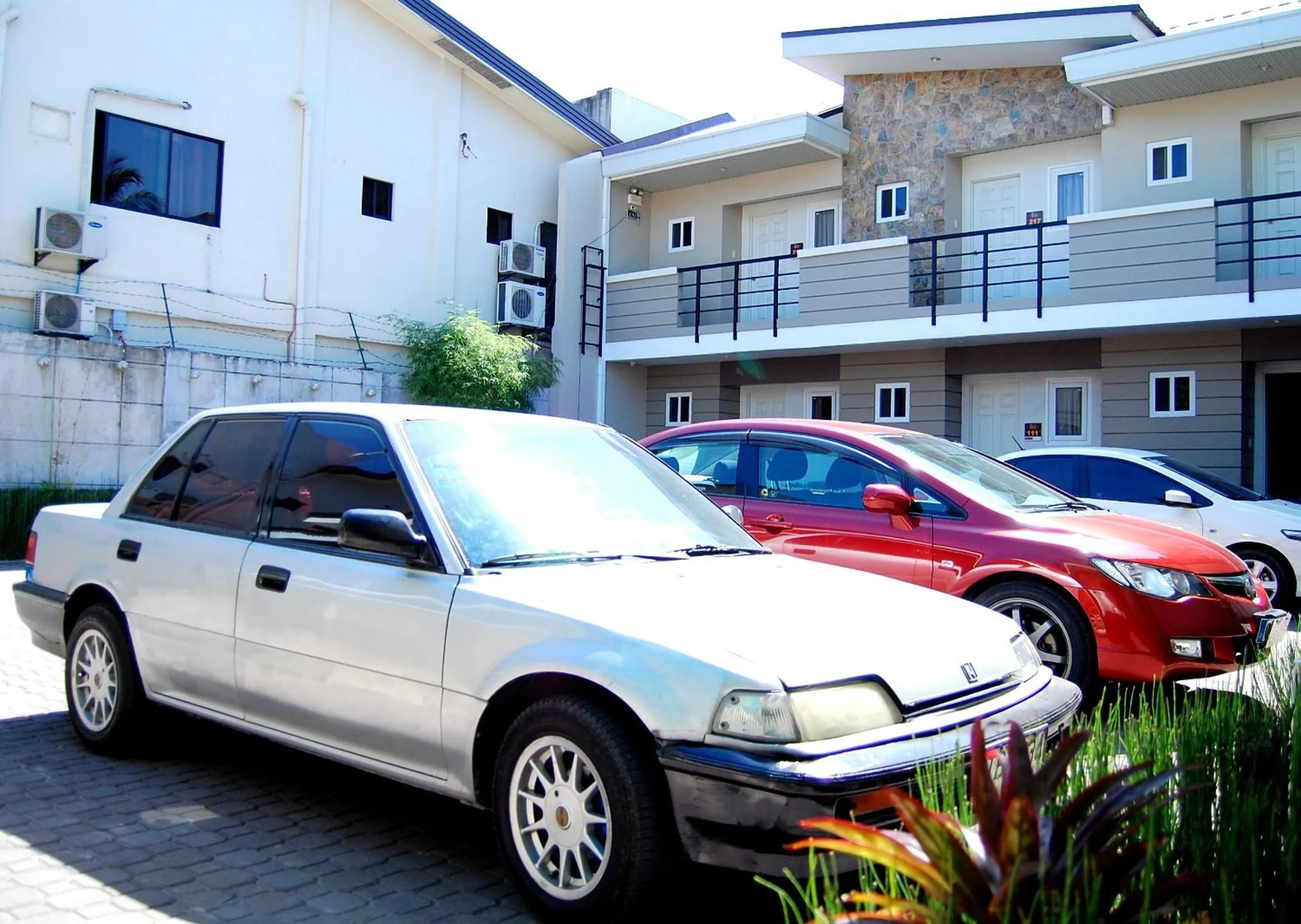 Property building in Rumi Apartelle Hotel