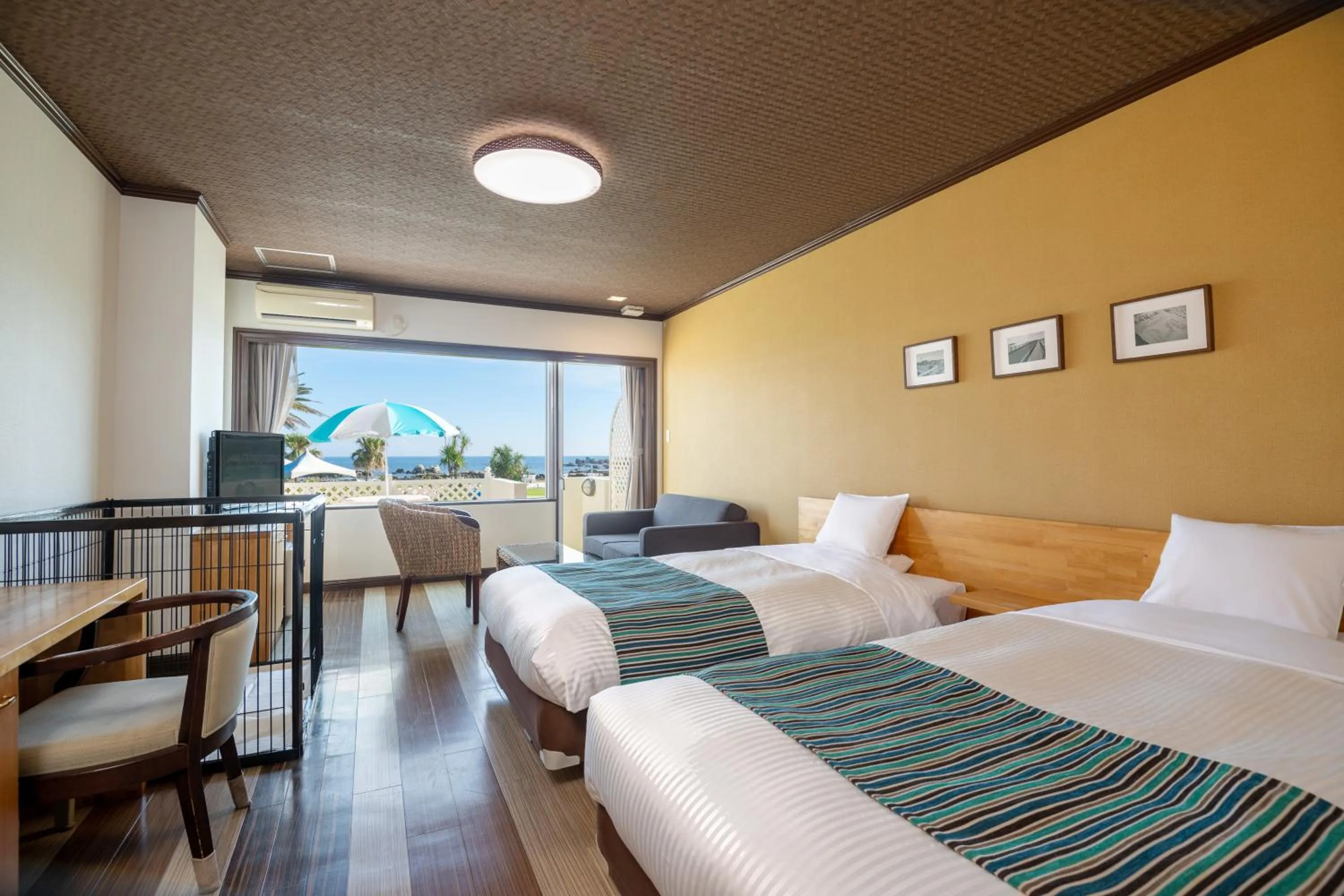 Photo of the whole room, Bed in Shirahama Ocean Resort