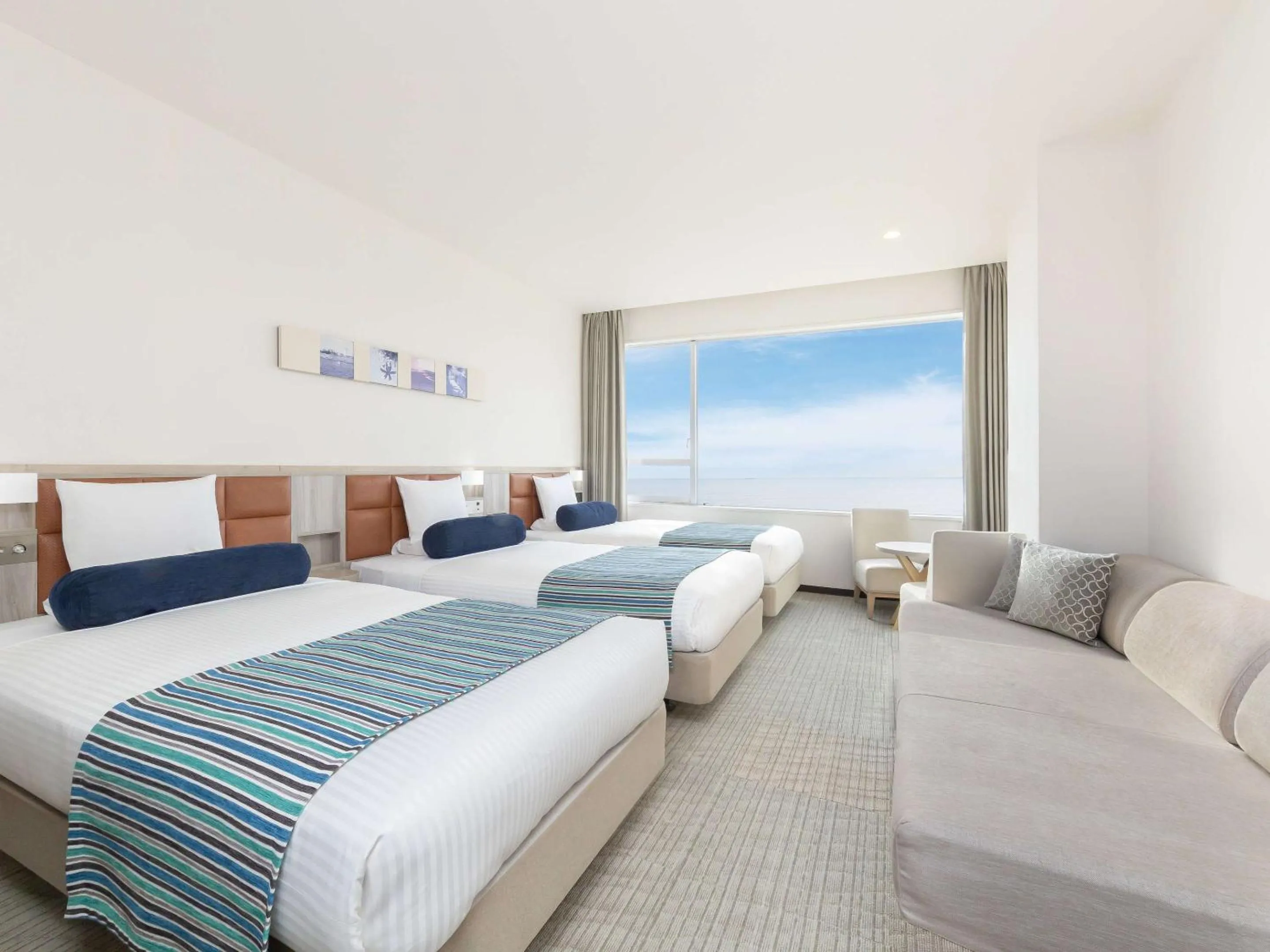 Bed in Shirahama Ocean Resort