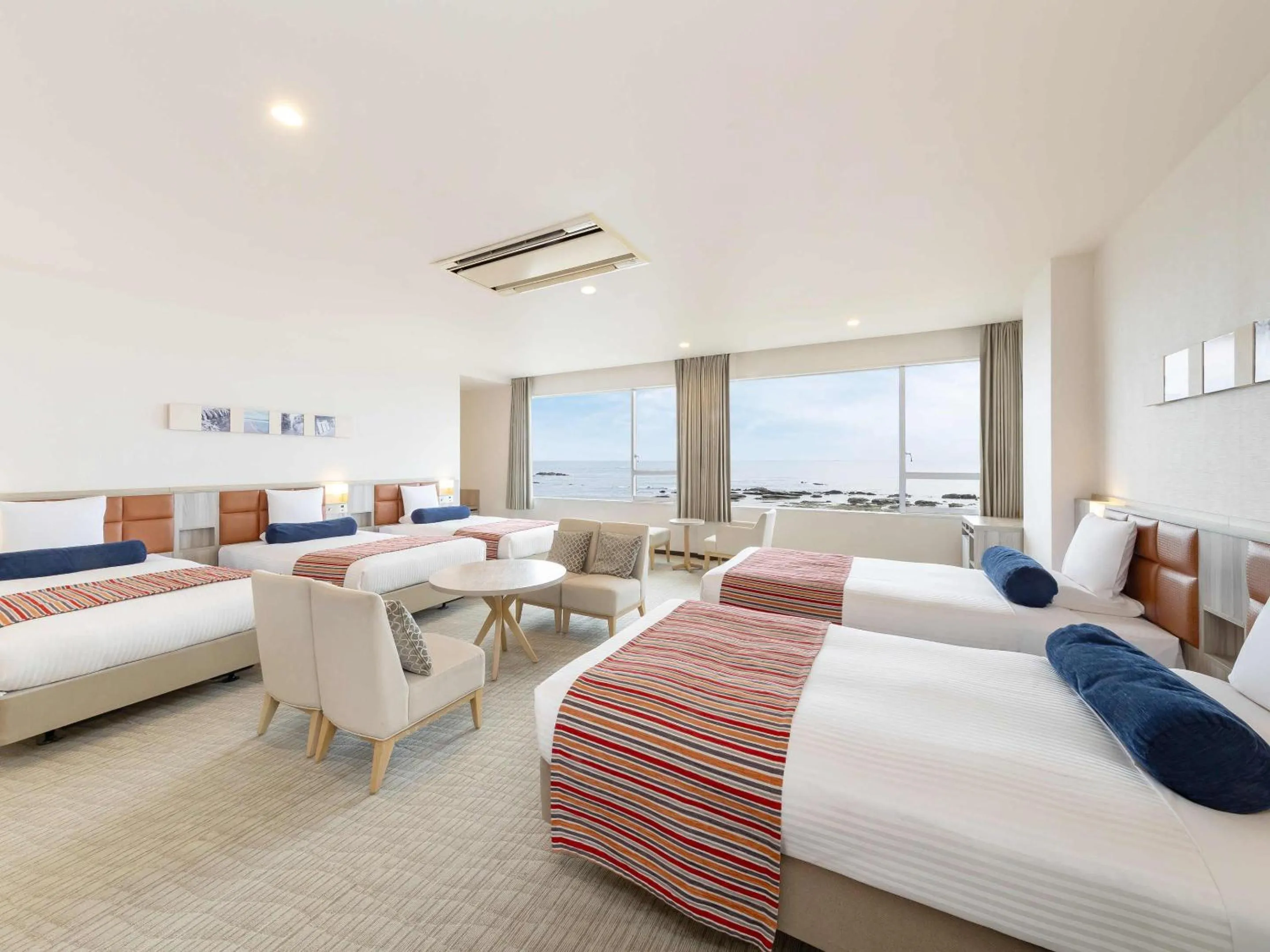 Bed in Shirahama Ocean Resort