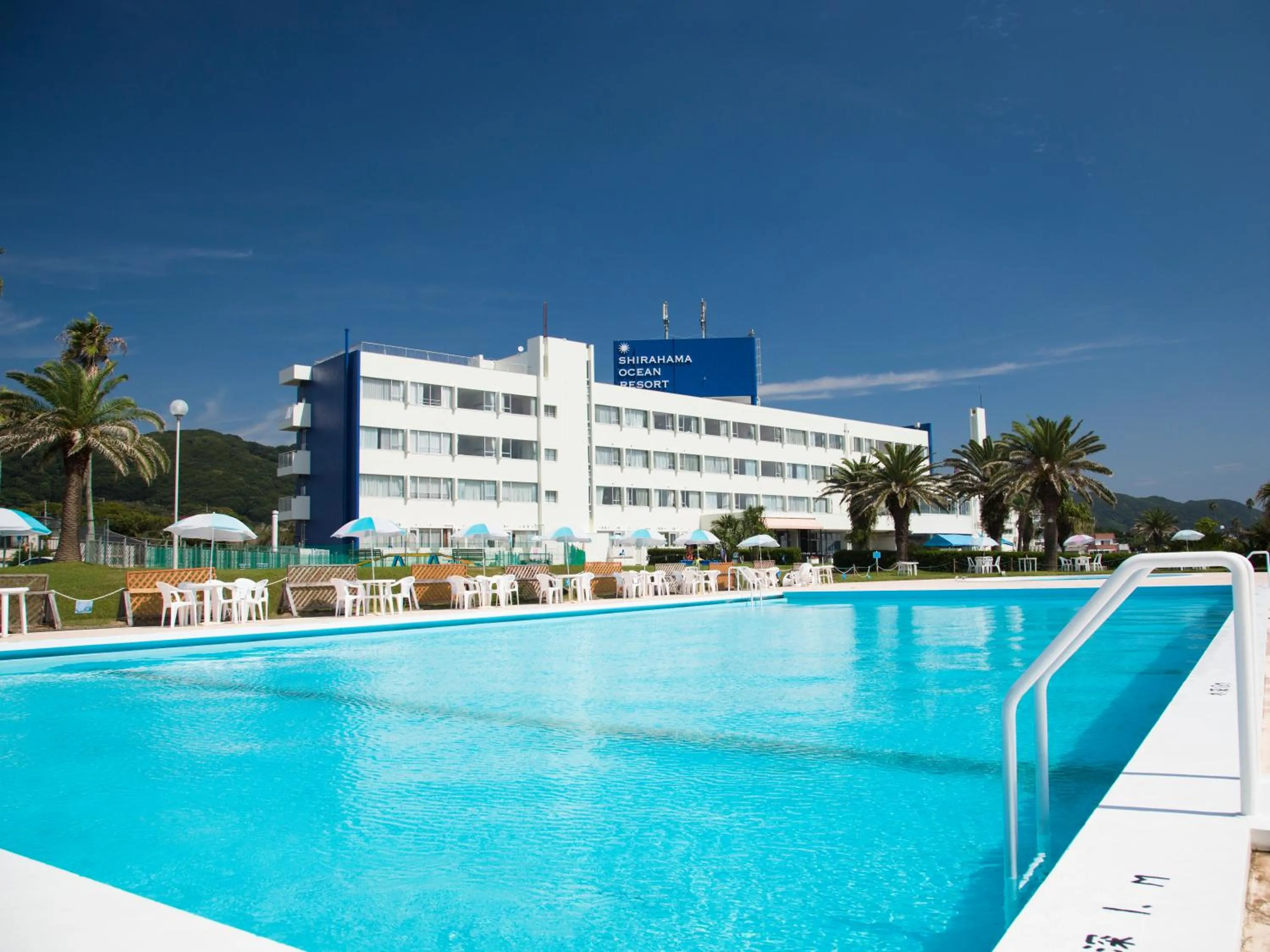 Property building in Shirahama Ocean Resort