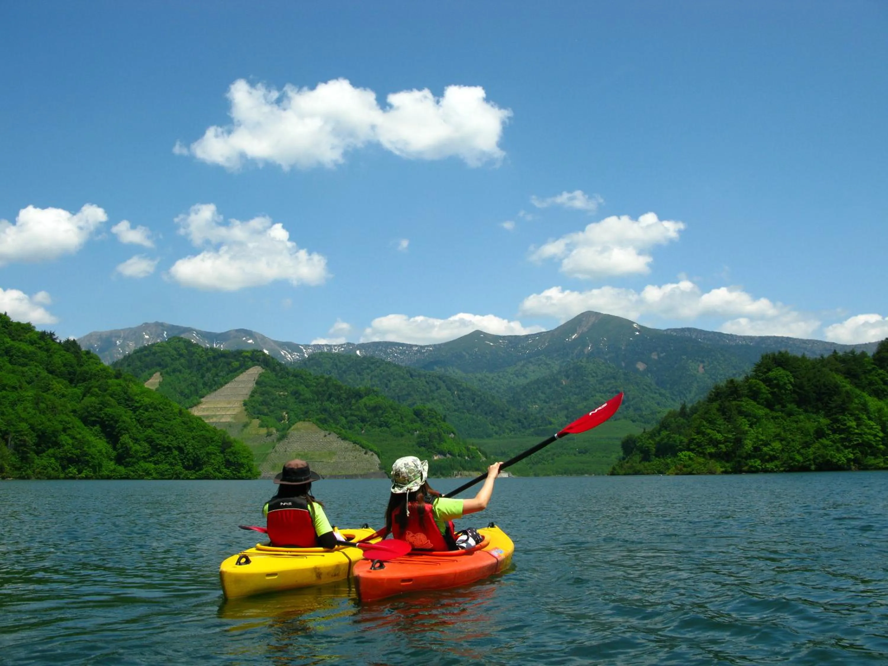 Canoeing in Minakami Kogen Hotel 200