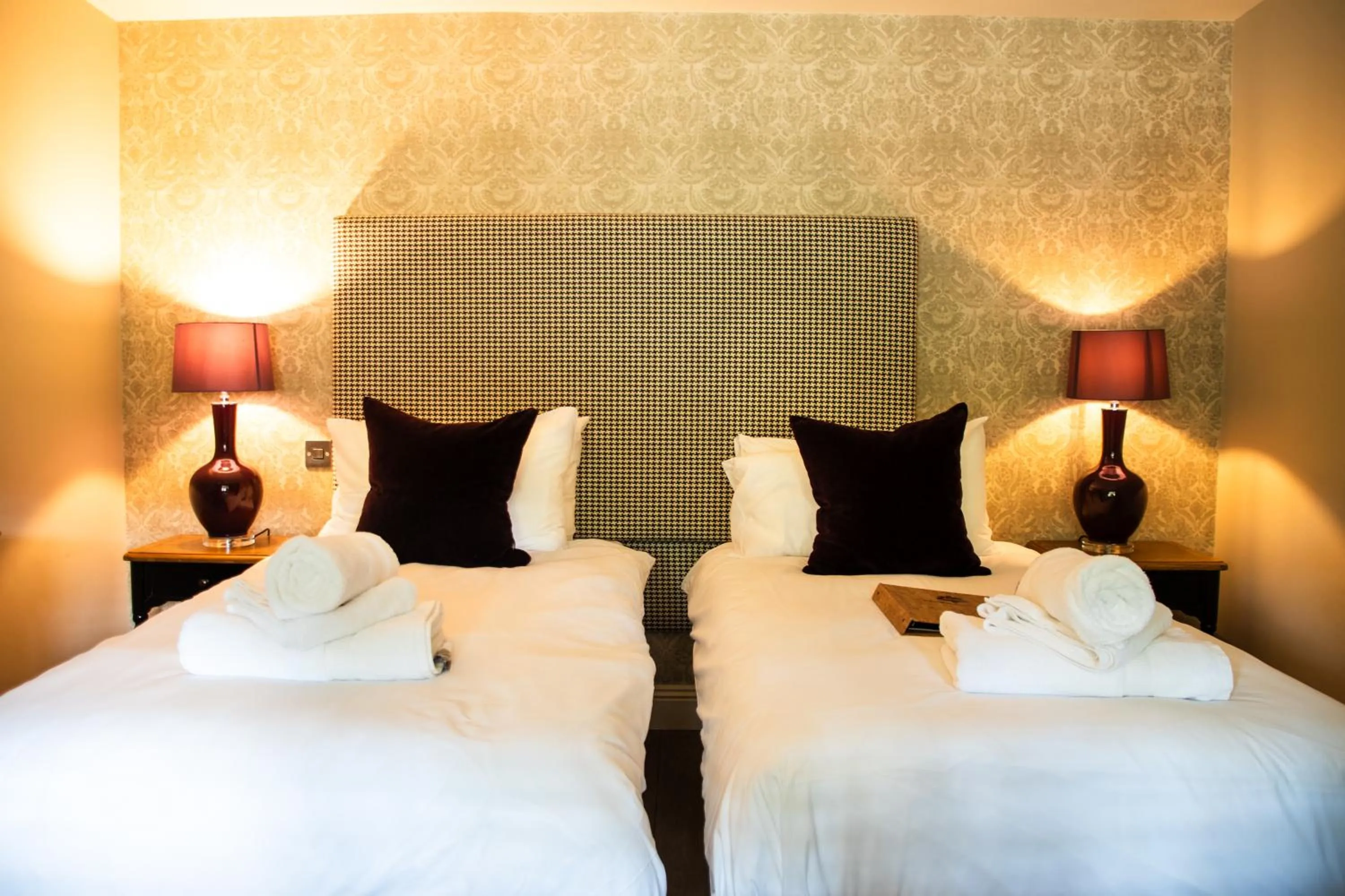 Bed in Crown and Garter