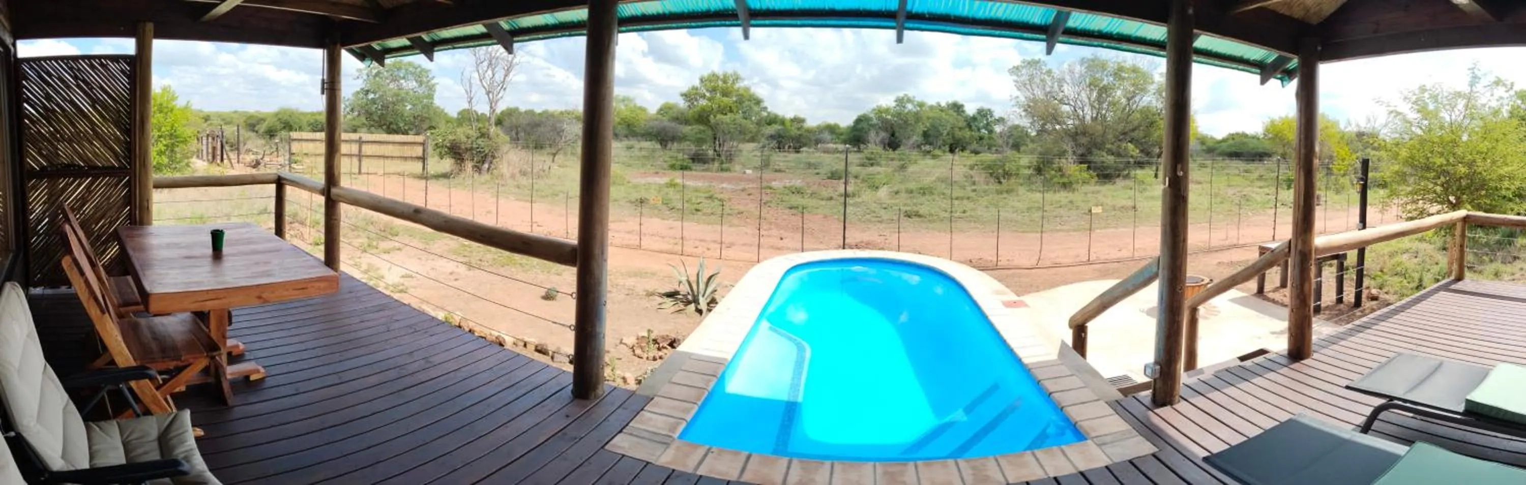 Swimming pool in Abendruhe Lodge