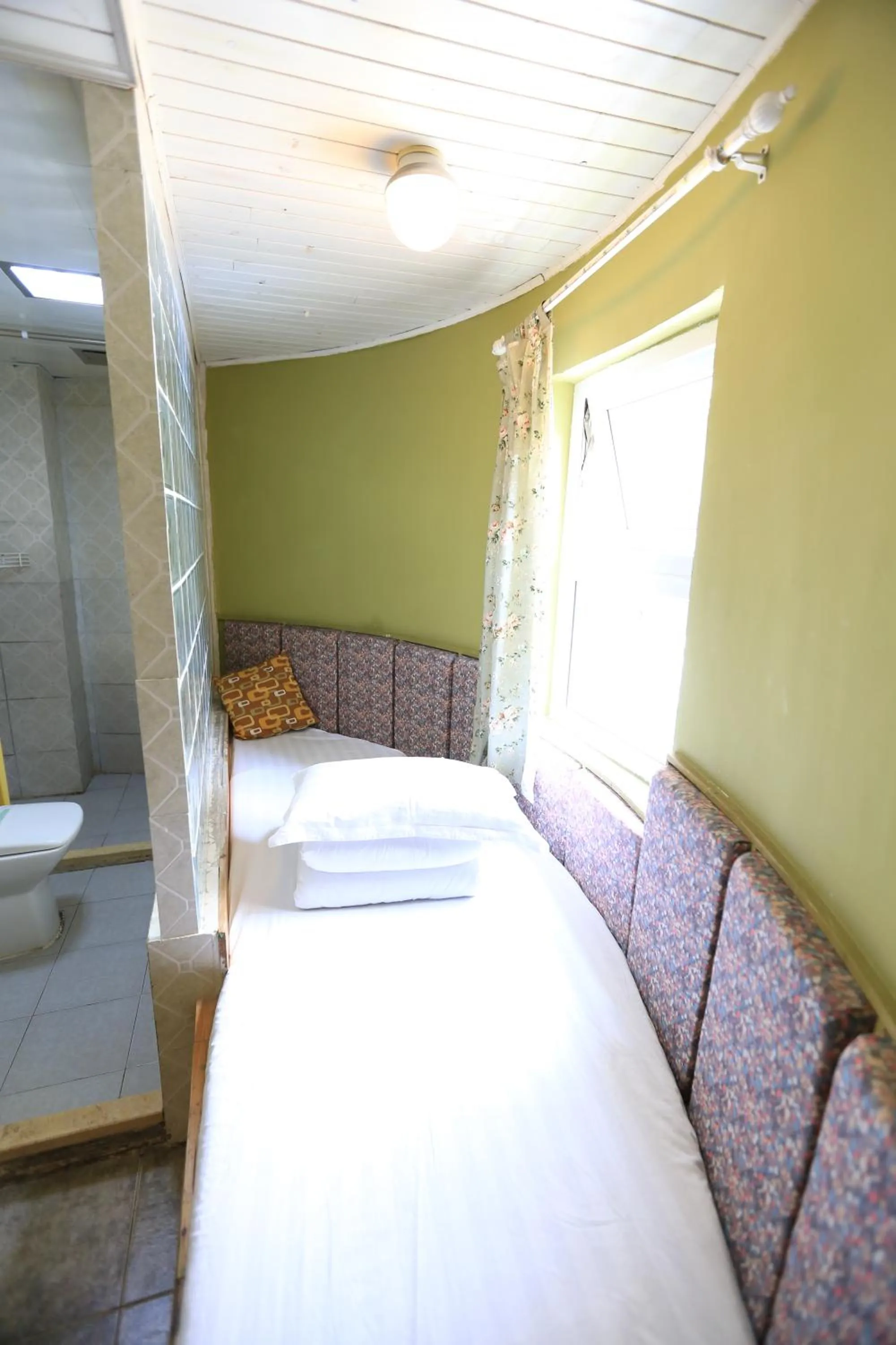 Bed in Nova Traveller's Lodge