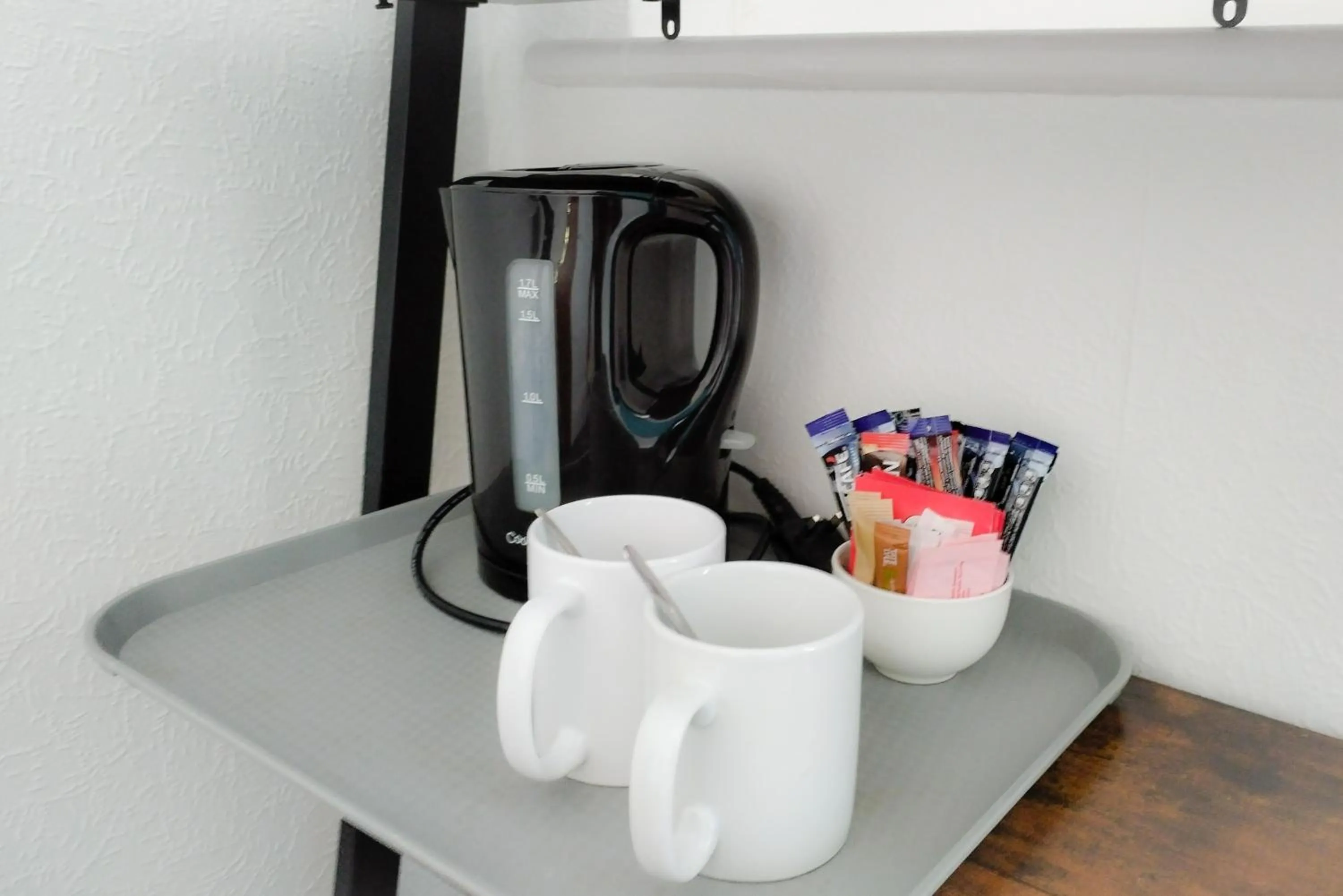 Coffee/tea facilities in The Northwick Arms Hotel