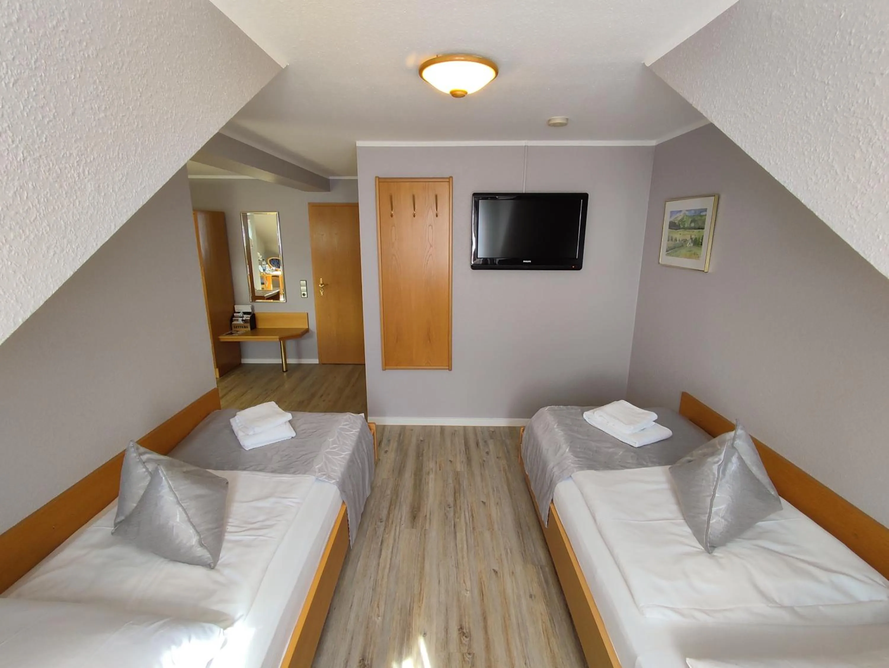 TV and multimedia, Bed in Hotel Zum Märchenwald