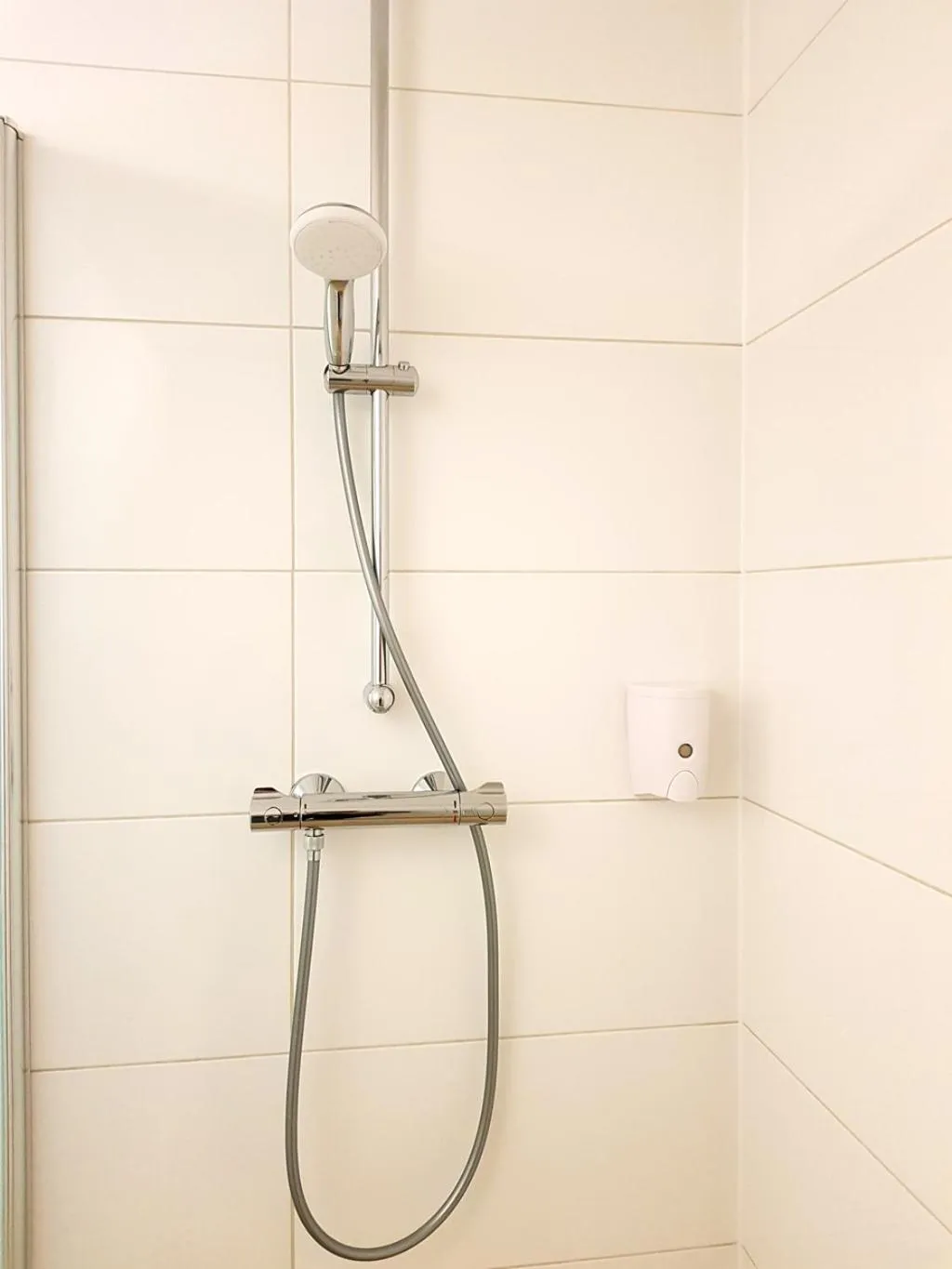 Shower in Aparthotel Pan Haus