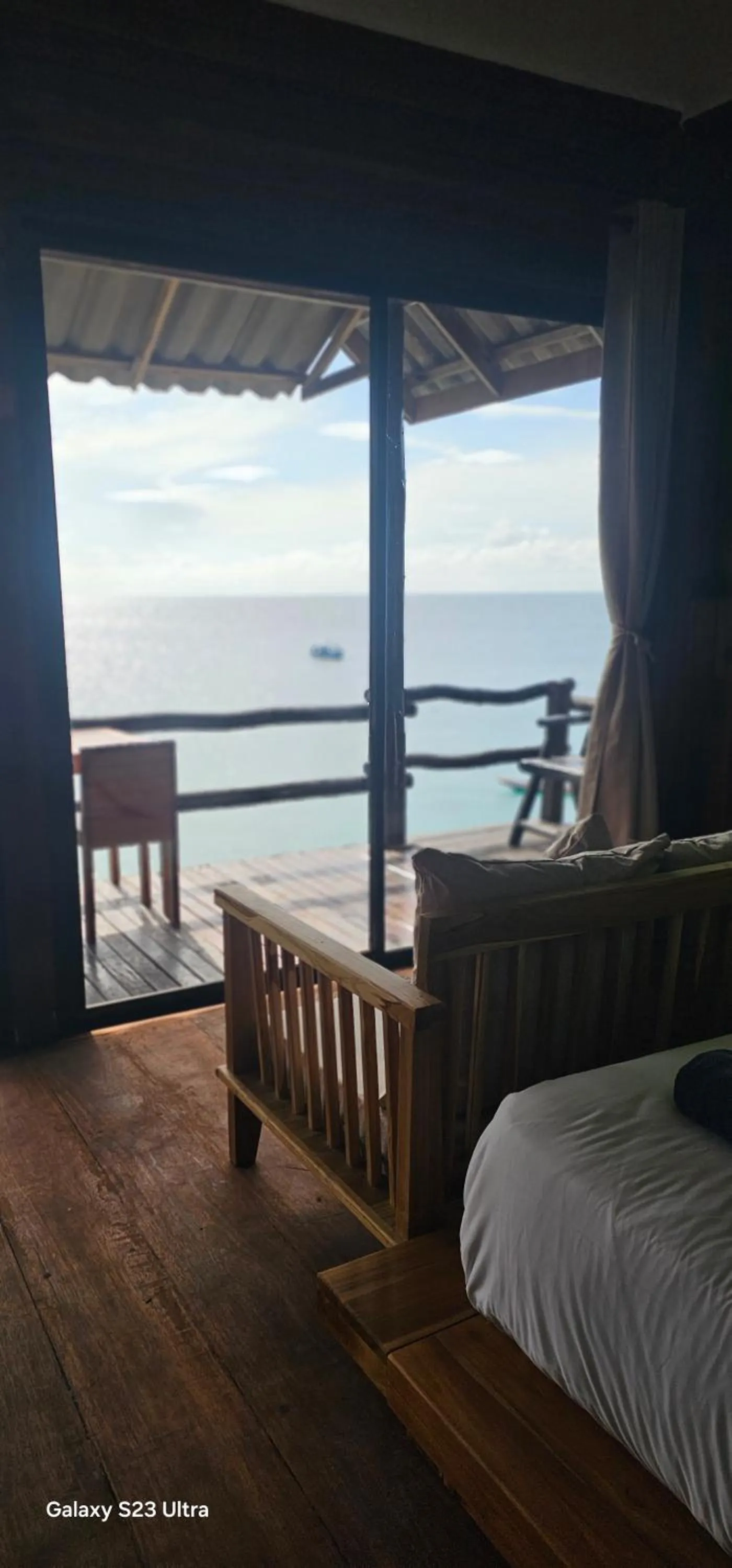 Photo of the whole room, Bed in Chabalay Resort