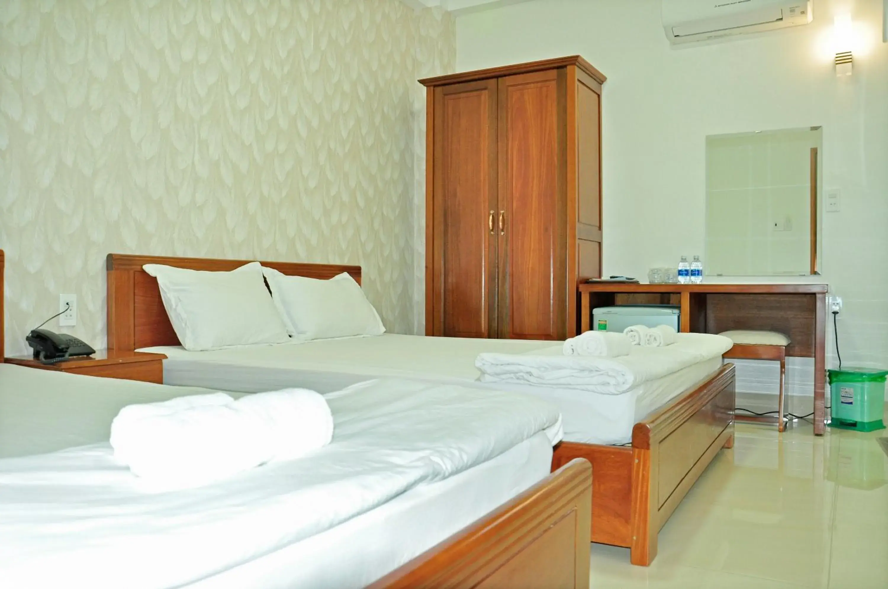 Superior Double Room with Two Double Beds in Khách sạn Trâm Anh Superior Double Room with Two Double Beds in Khách sạn Trâm Anh