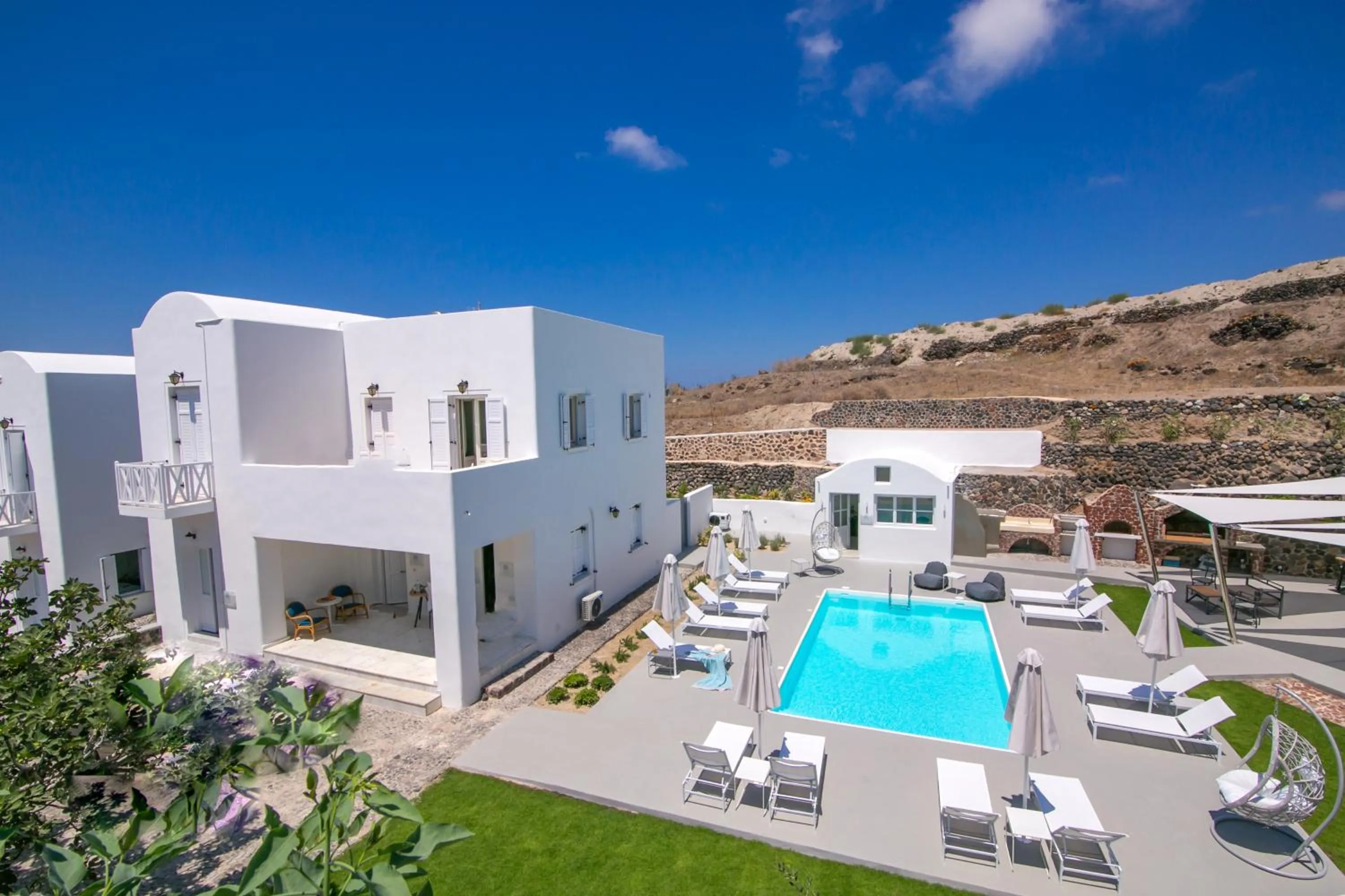 Property building in Apanomeria Boutique Residence