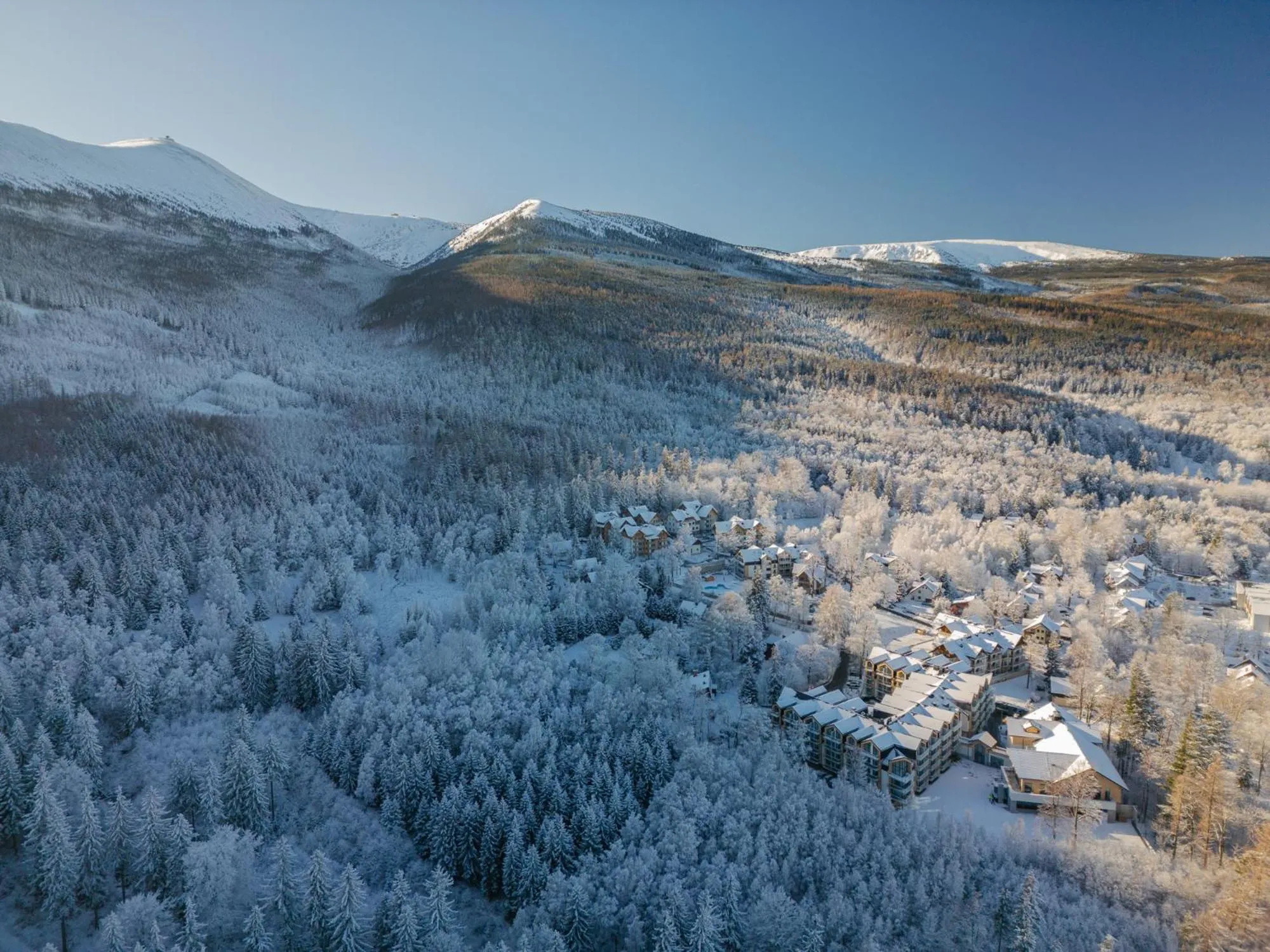 Property building in Green Mountain 5* Hotel