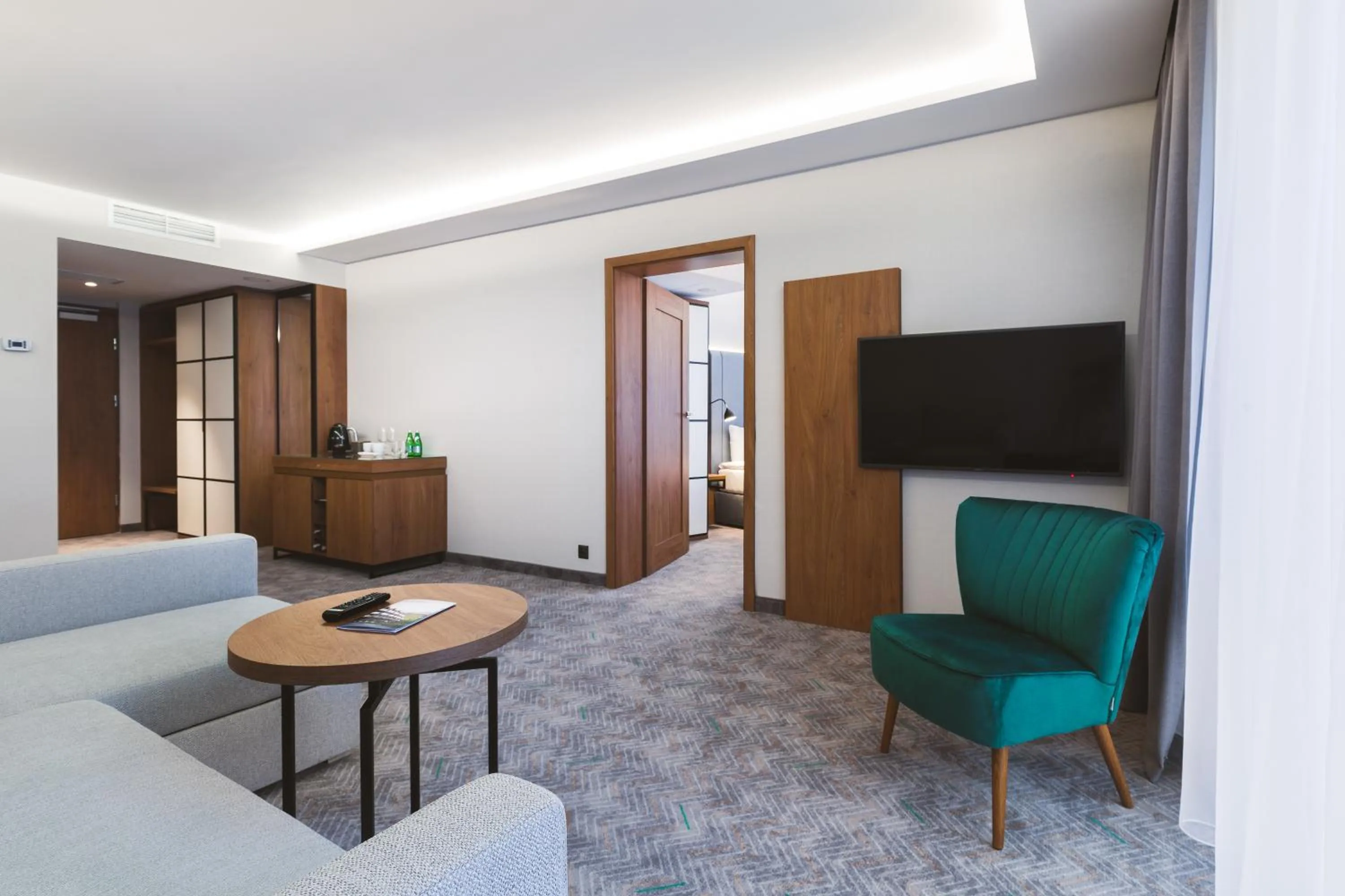 TV and multimedia in Green Mountain 5* Hotel