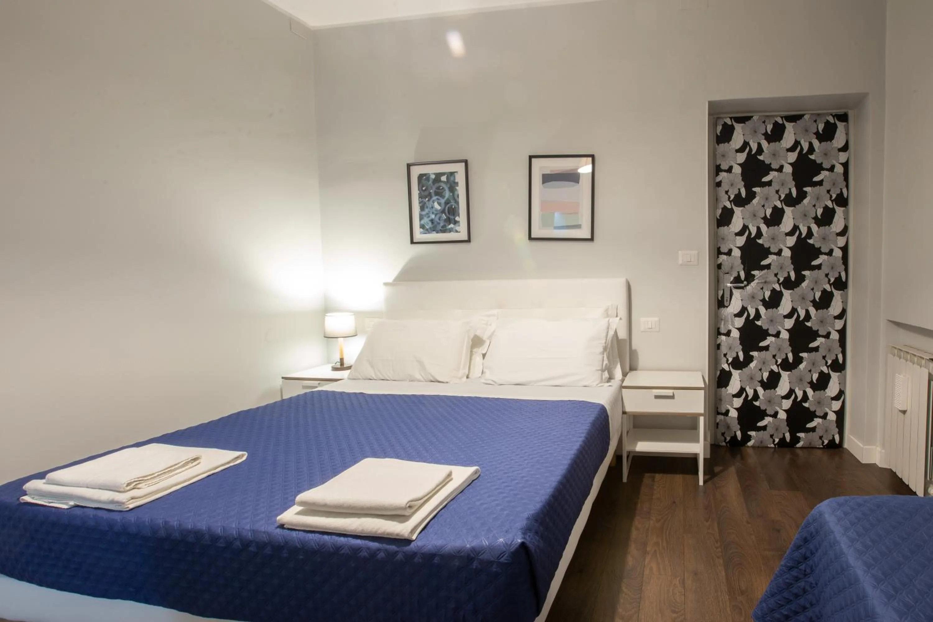 Bed in maribea rome center