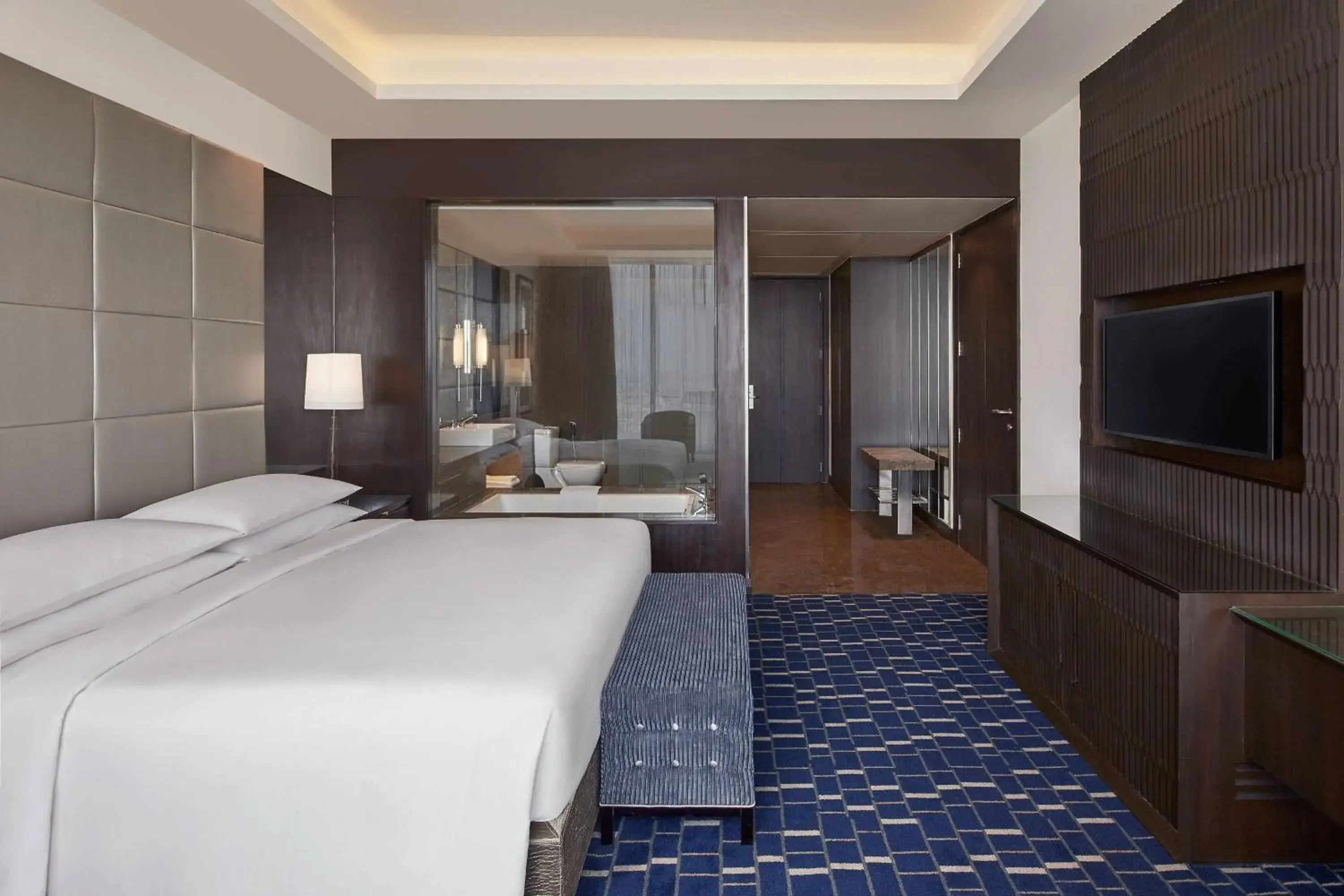 Executive King Room with Lounge Access - single occupancy in Renaissance Bengaluru Race Course Hotel Executive King Room with Lounge Access - single occupancy in Renaissance Bengaluru Race Course Hotel