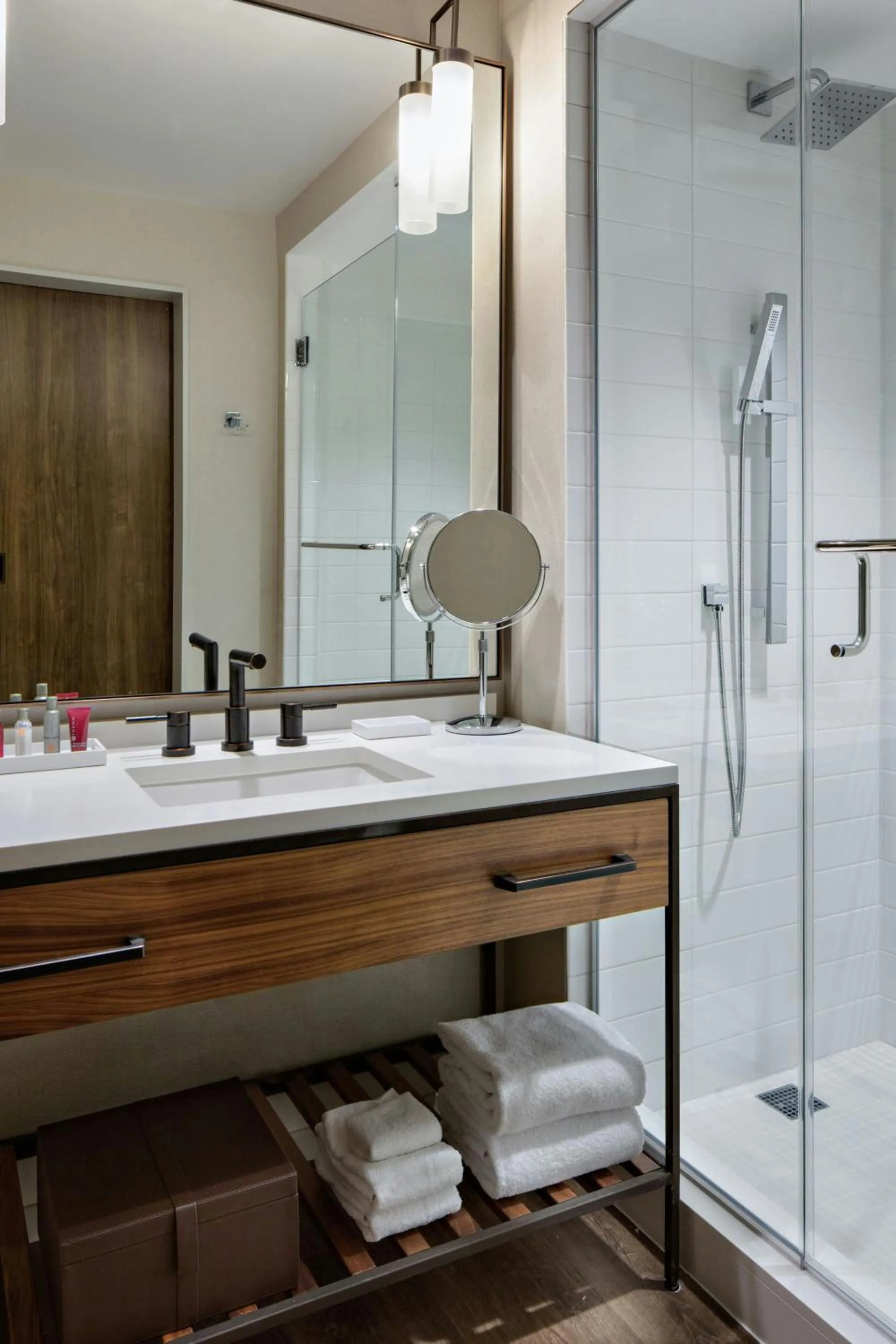 Bathroom in Houston CityPlace Marriott at Springwoods Village