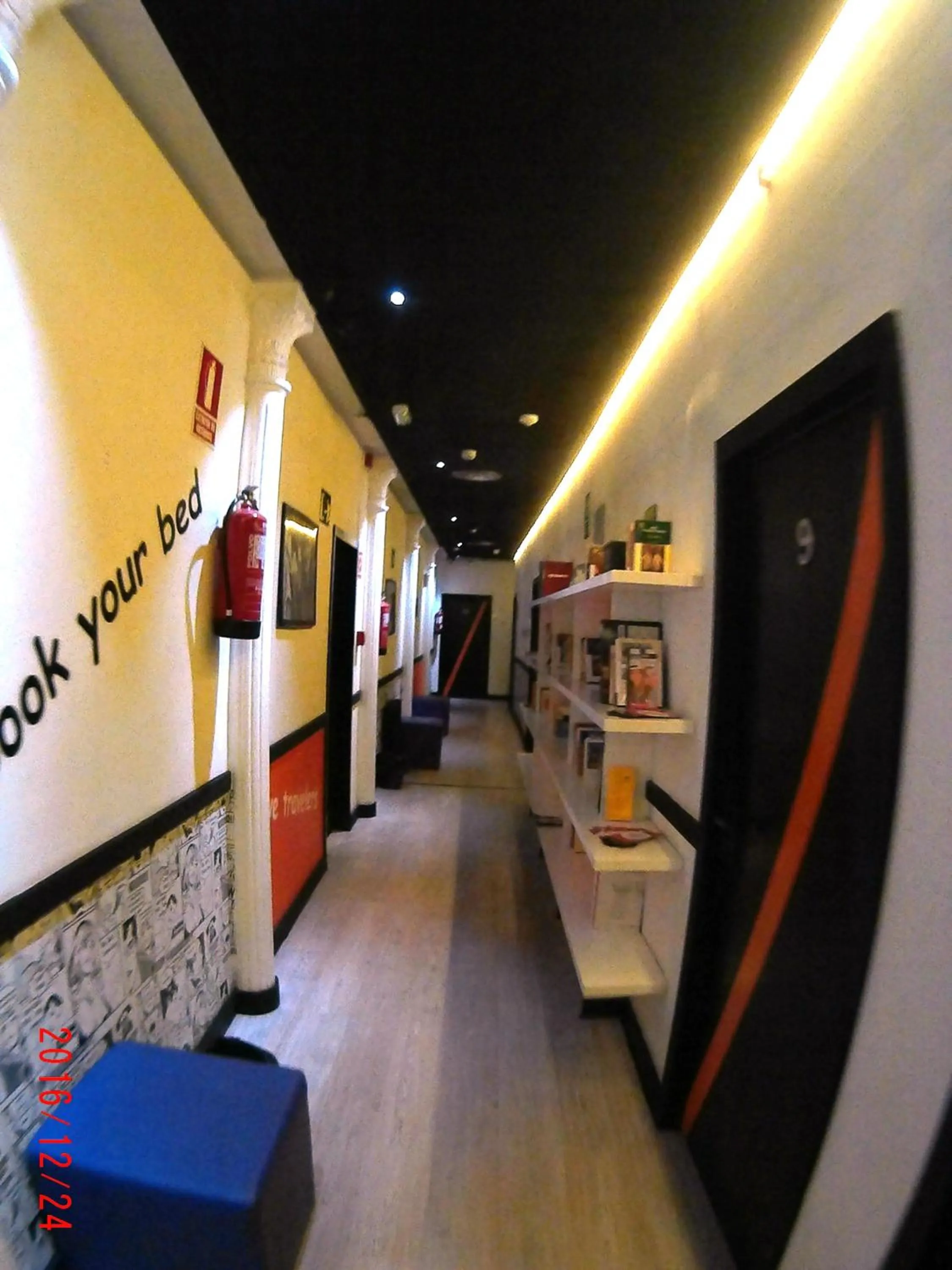 Library in Hostels Meetingpoint