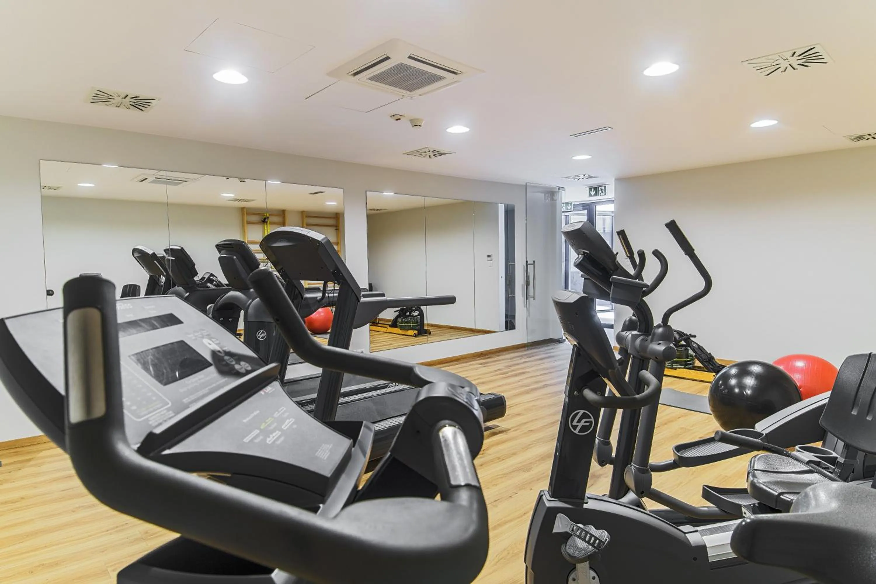 Fitness centre/facilities in Notera Hotel SPA