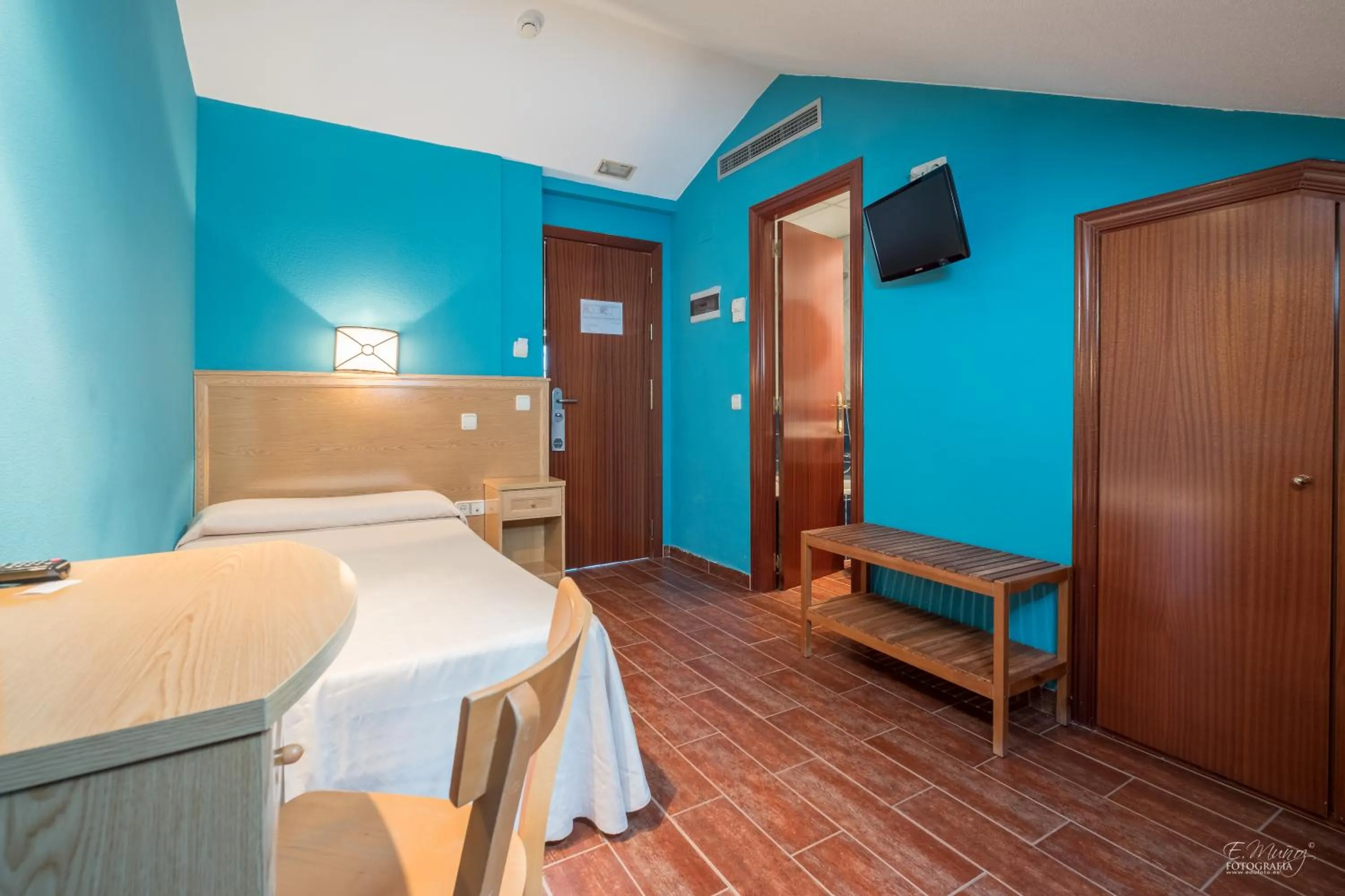 Photo of the whole room, Bed in Hotel Vivar