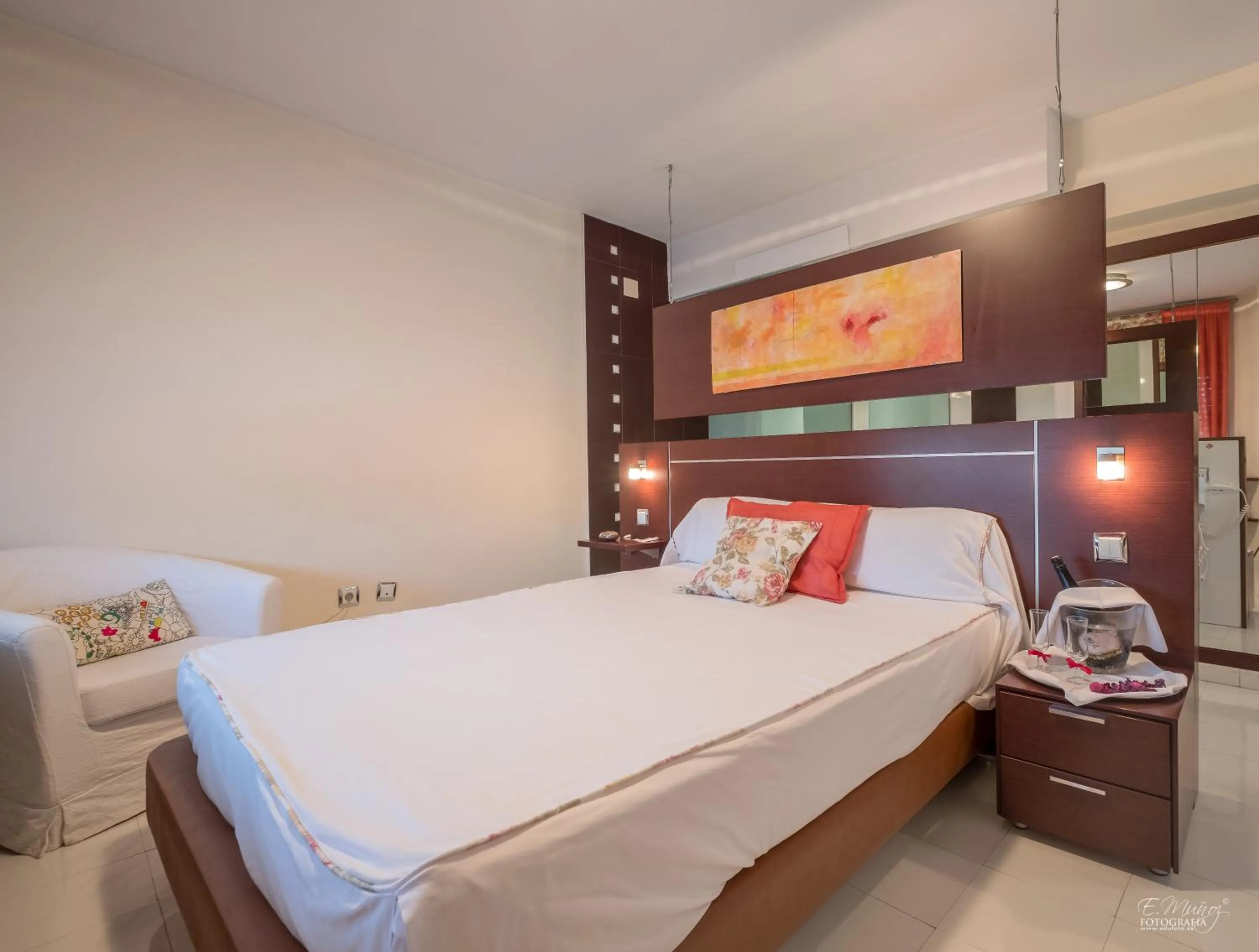 Photo of the whole room, Bed in Hotel Vivar