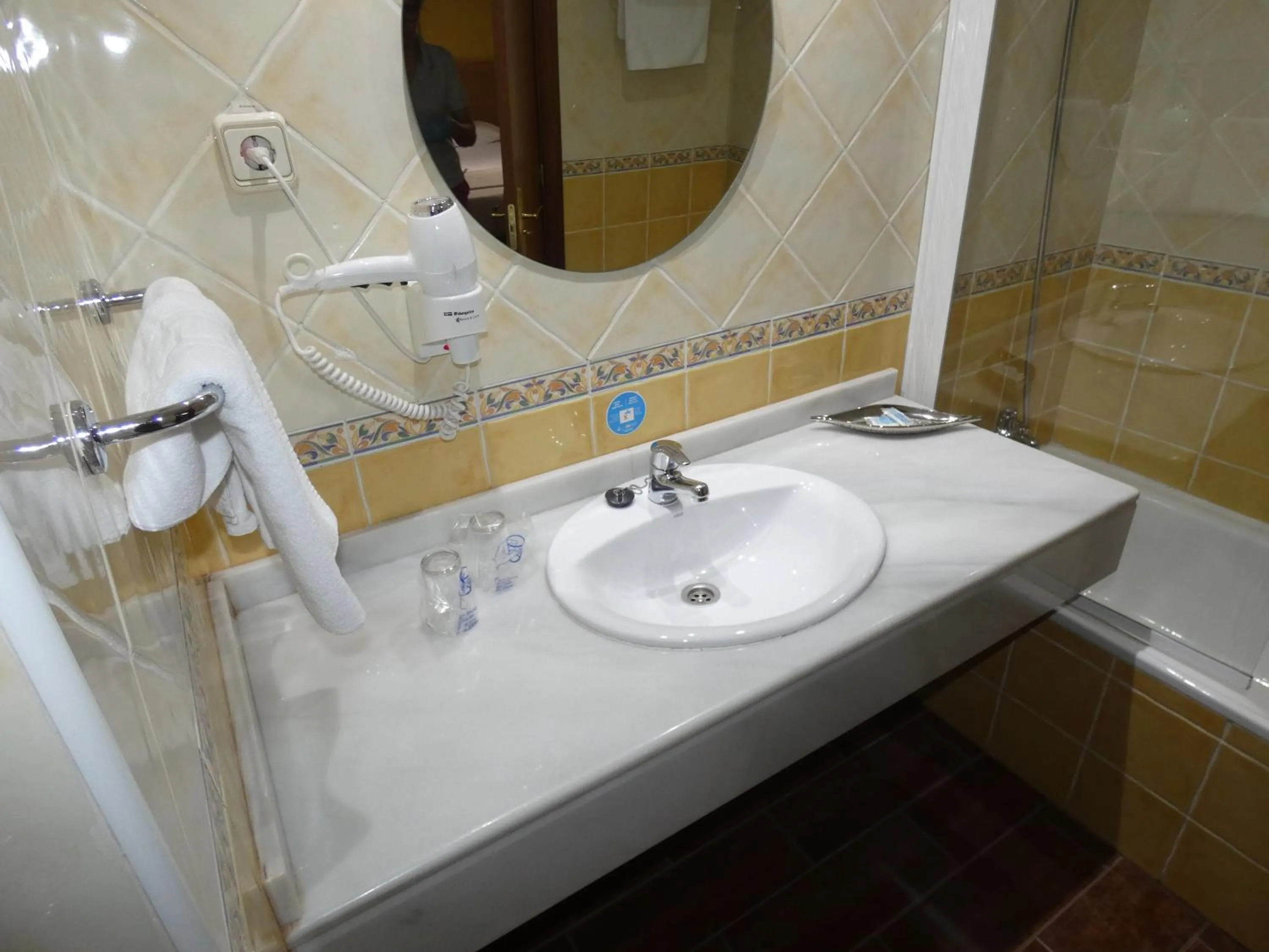 Bathroom in Hotel Vivar