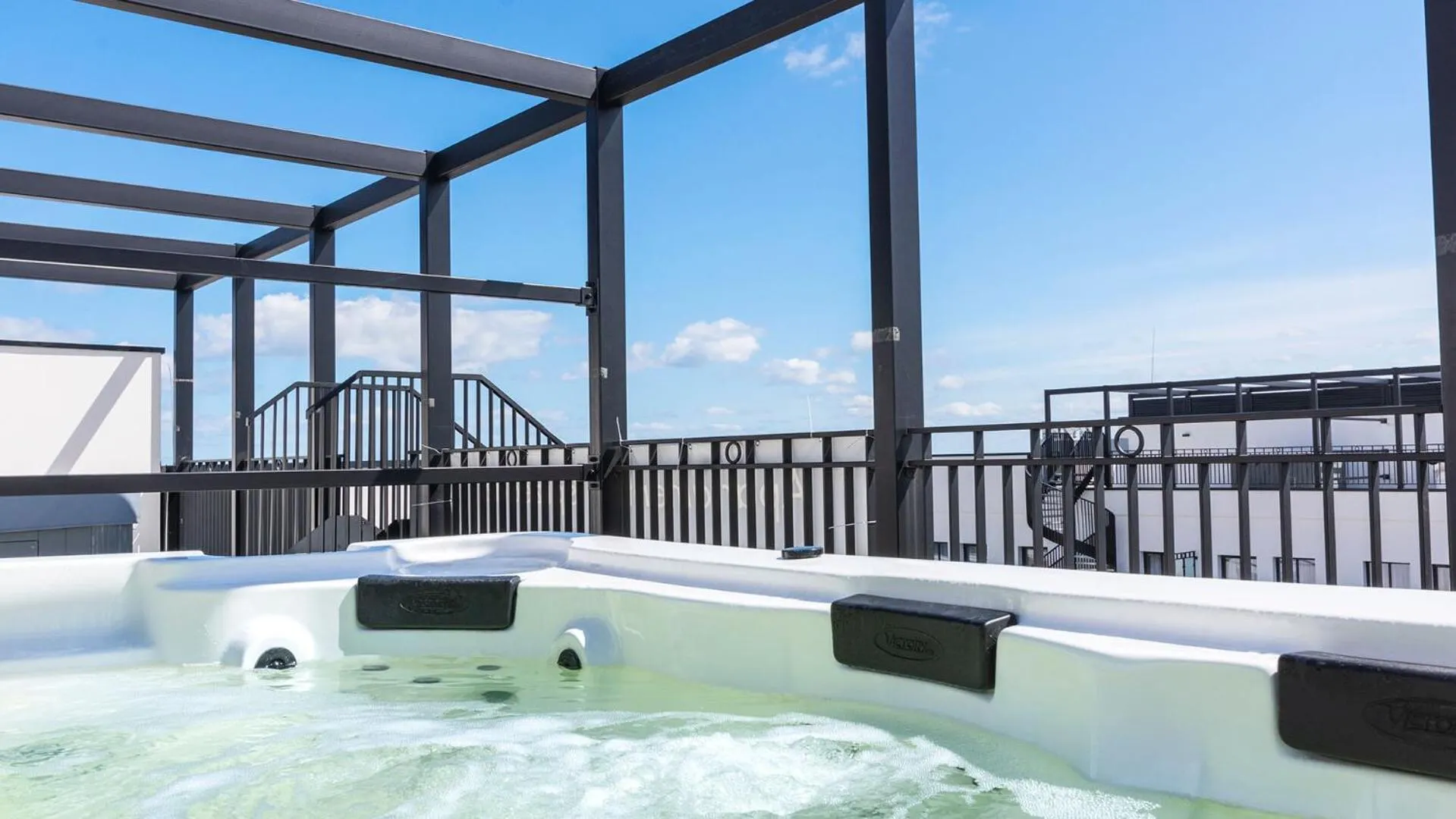 Hot Tub in Baltic Park Fort by Zdrojowa