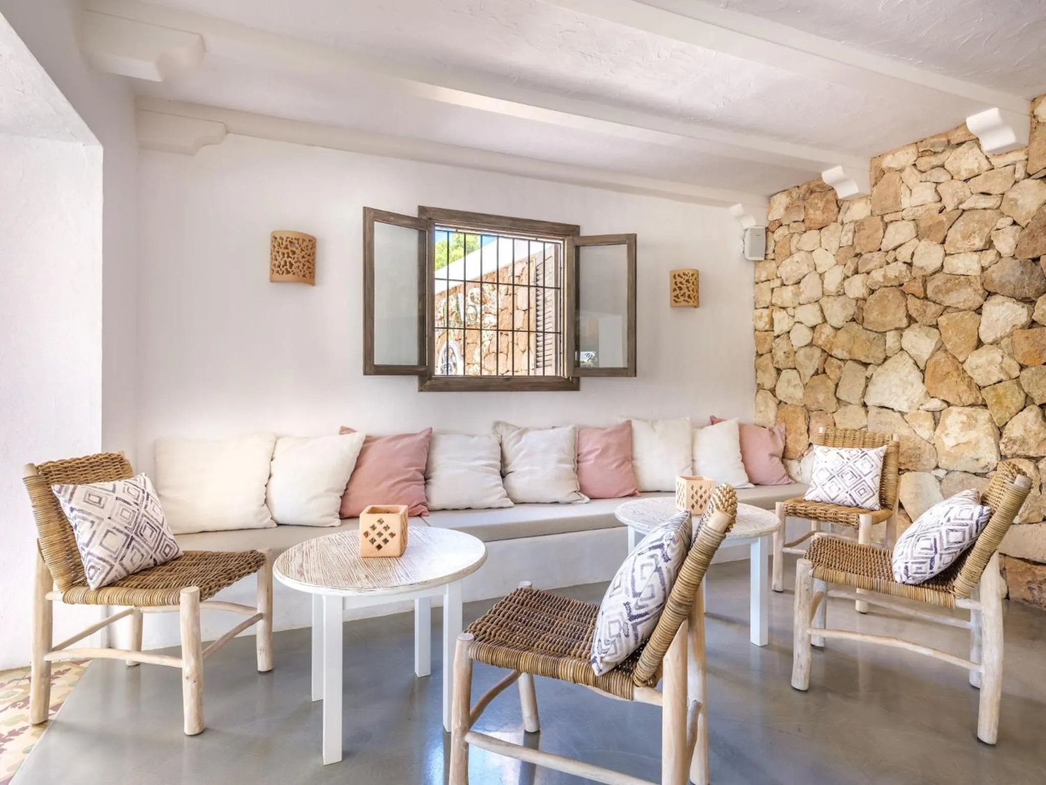 Restaurant/places to eat in Villas S'Argamassa