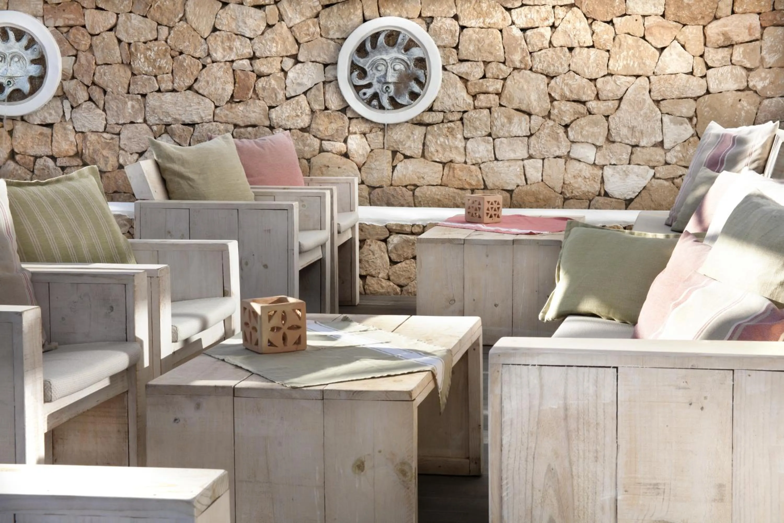 Restaurant/places to eat in Villas S'Argamassa