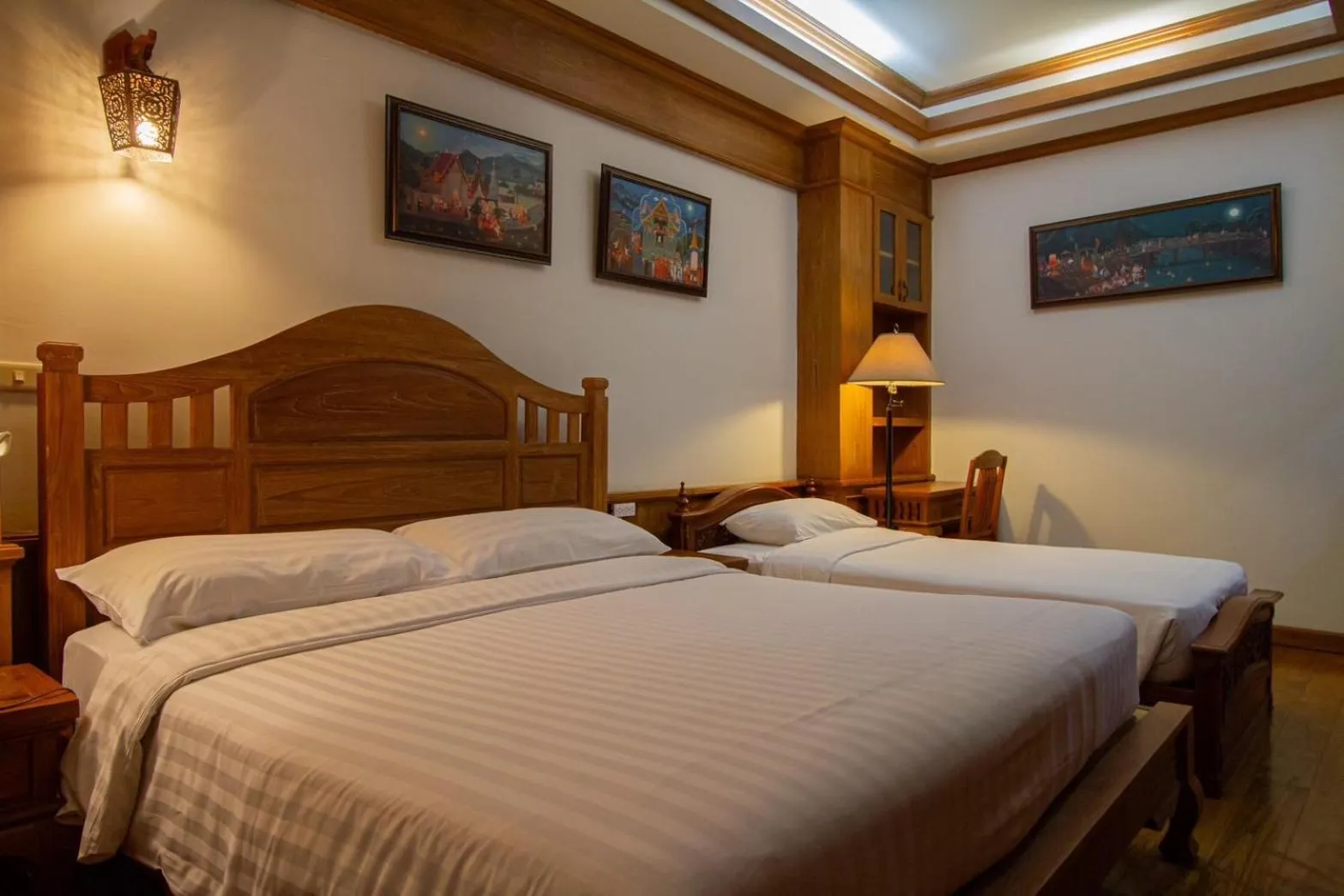 Bed in Rich Lanna House